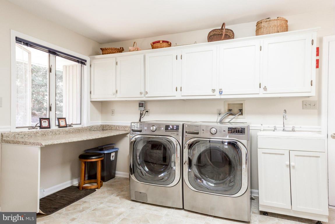 ESPERANZA FARMS - Residential