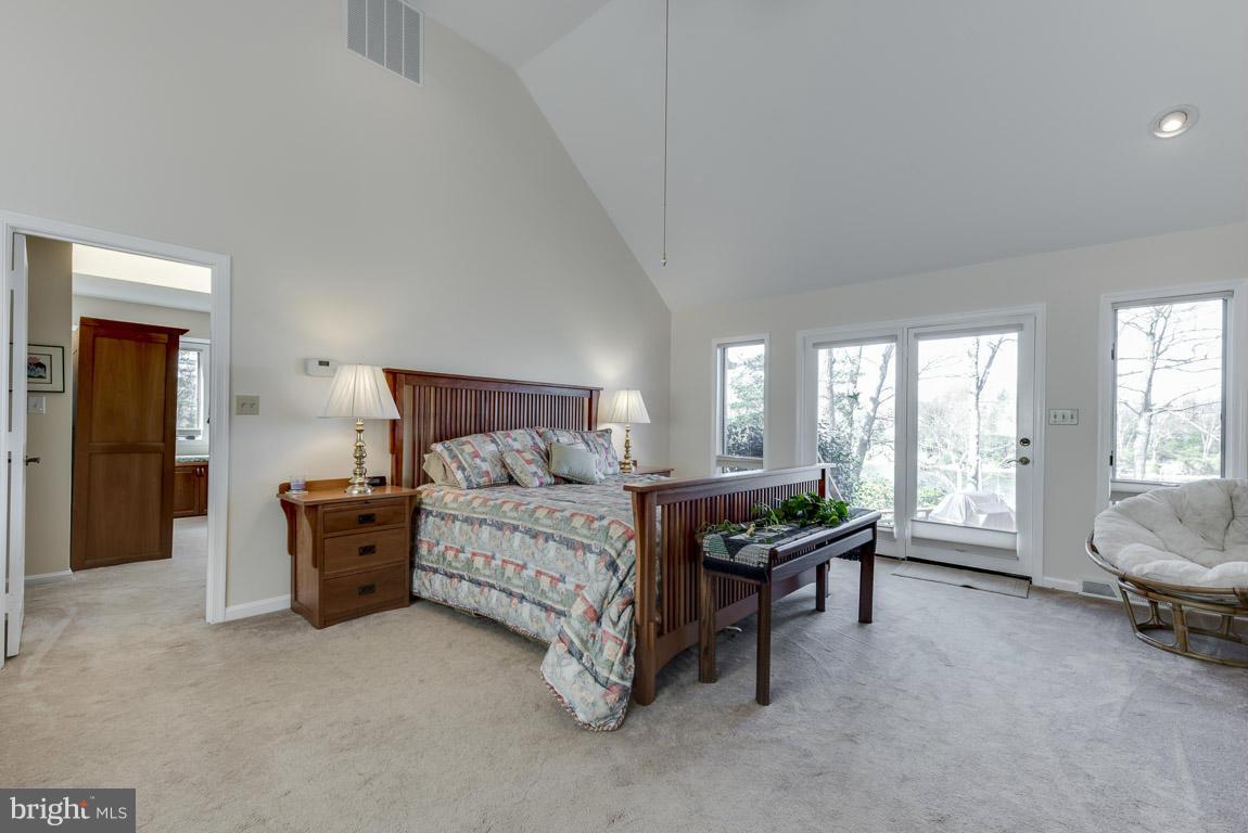 ESPERANZA FARMS - Residential