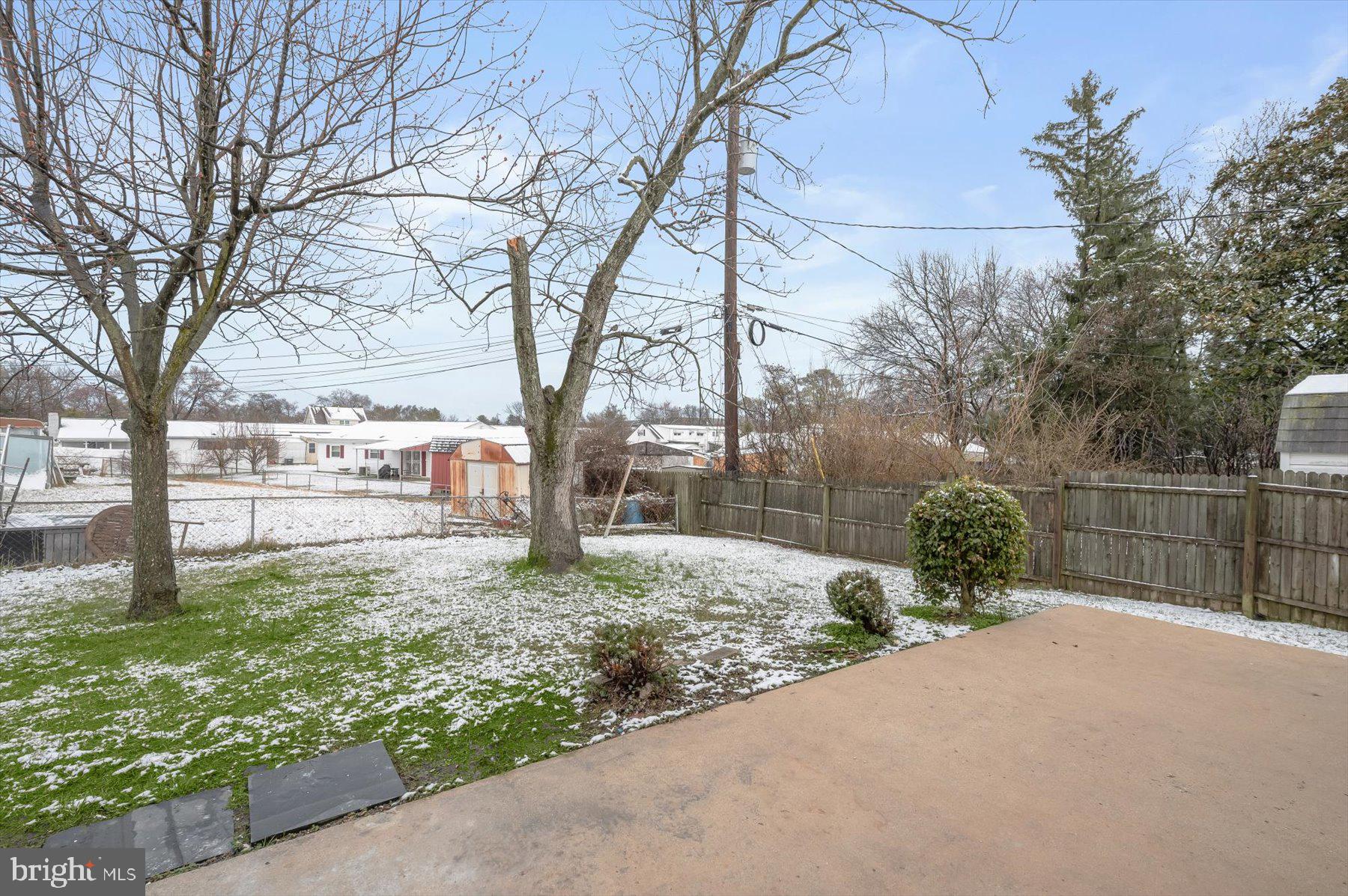 WINDSOR MILL - Residential