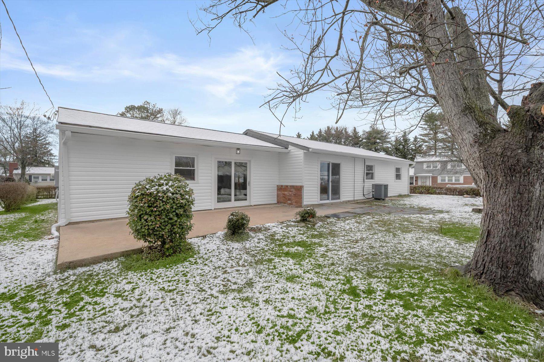 WINDSOR MILL - Residential