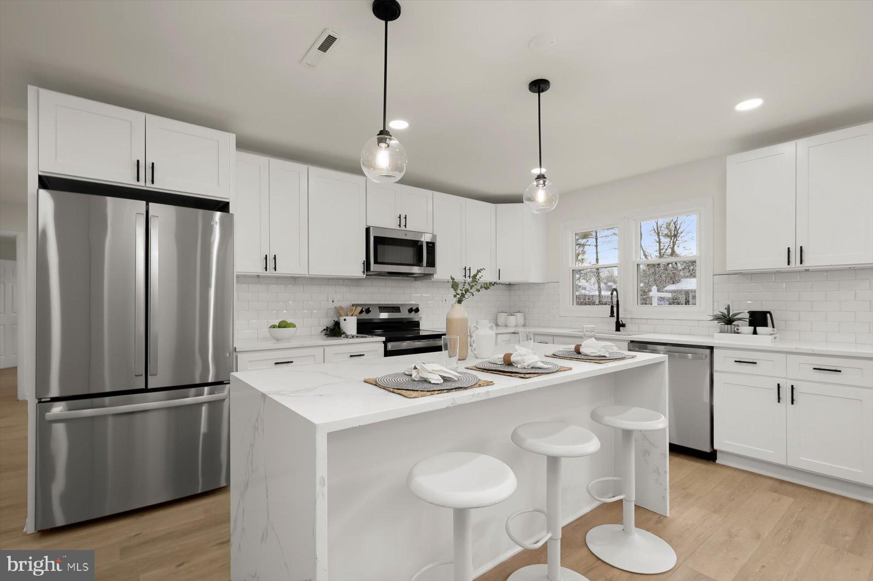 WINDSOR MILL - Residential