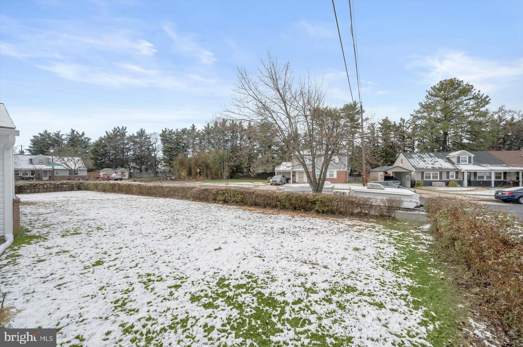 WINDSOR MILL - Residential