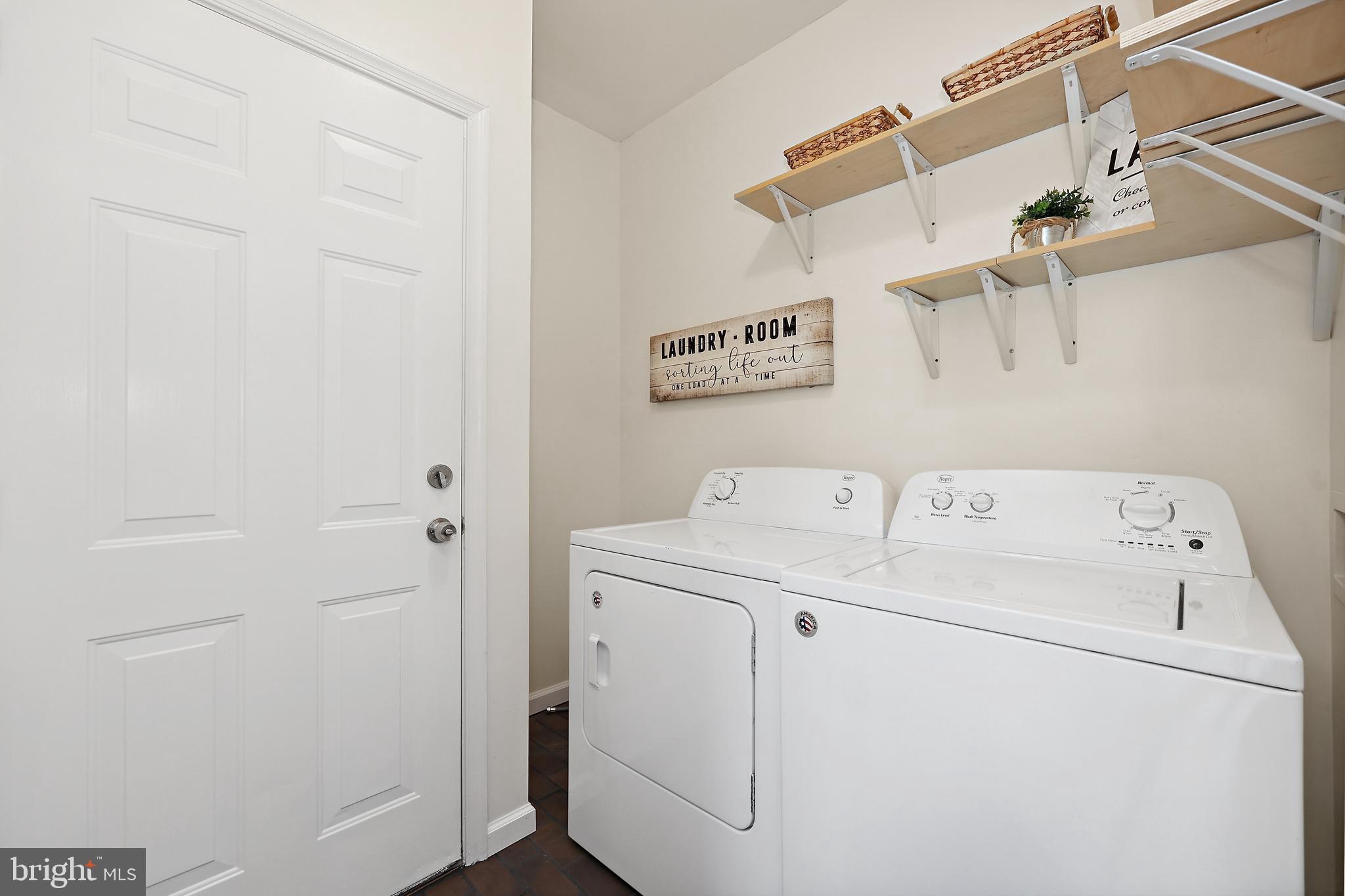 APPLE GROVE - Residential