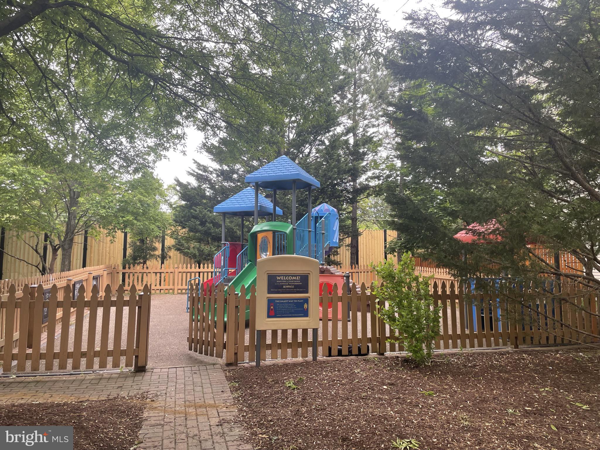 TOWNES AT CAMERON PARKE - Residential Lease