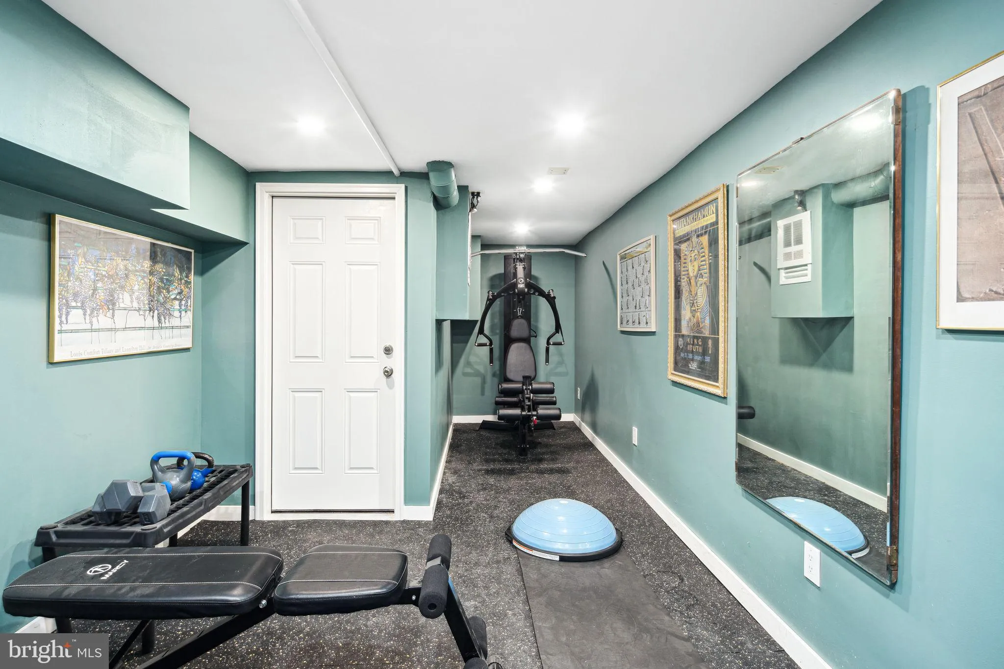 Philadelphia, Pennsylvania 19130, United States, 3 Bedrooms Bedrooms, ,4 BathroomsBathrooms,Residential,Active,10339