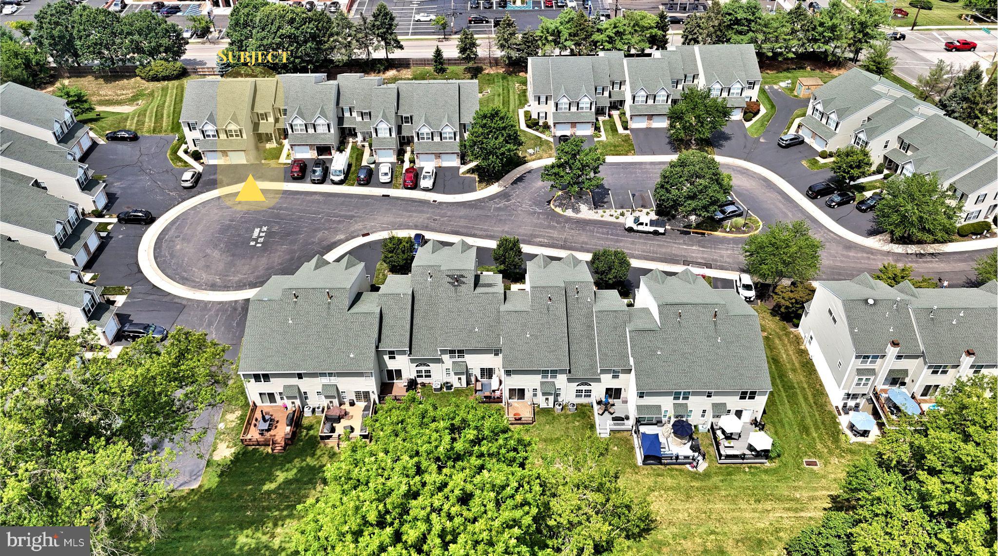 CLUB VIEW MANOR - Residential