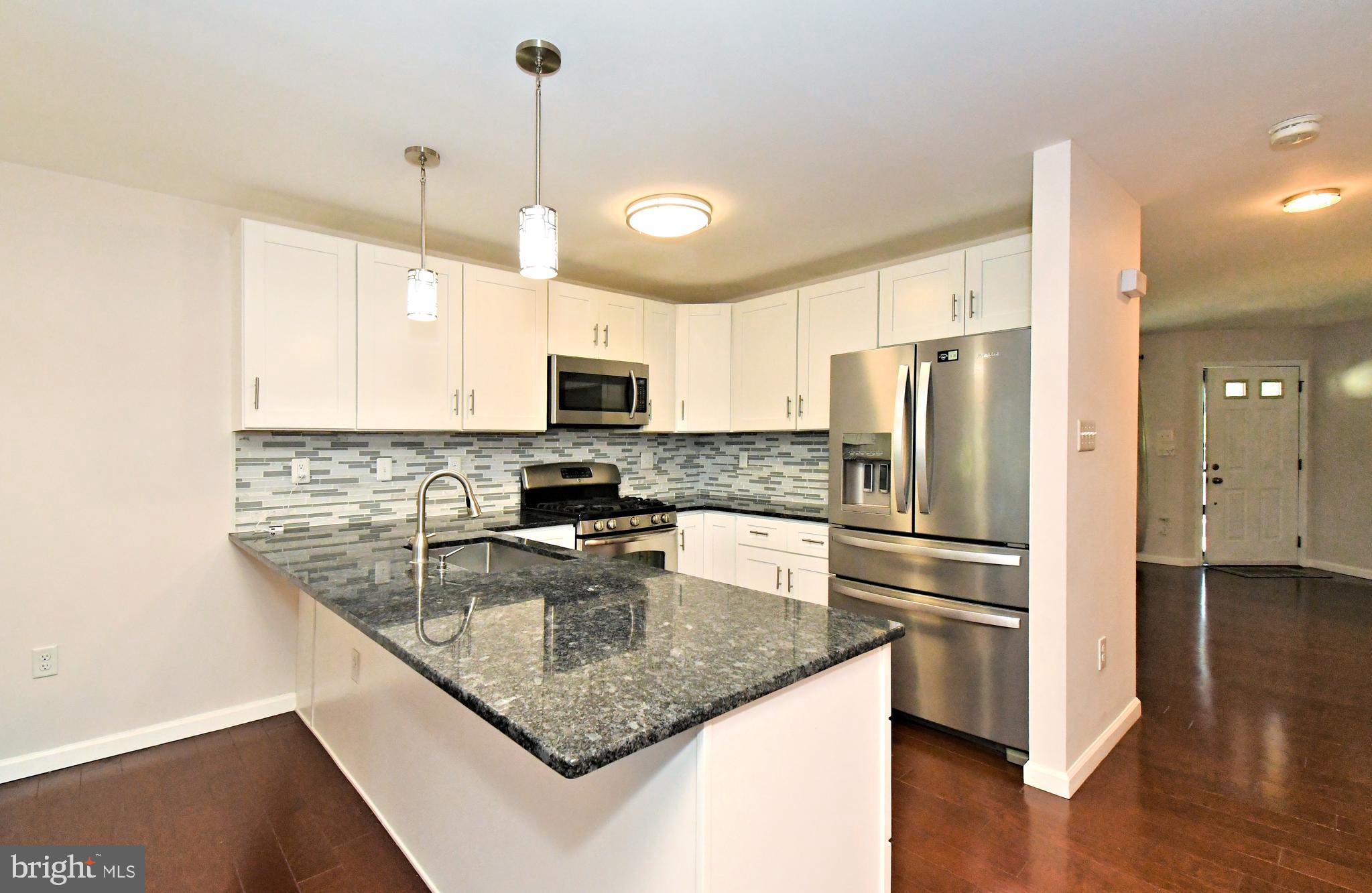 CLUB VIEW MANOR - Residential