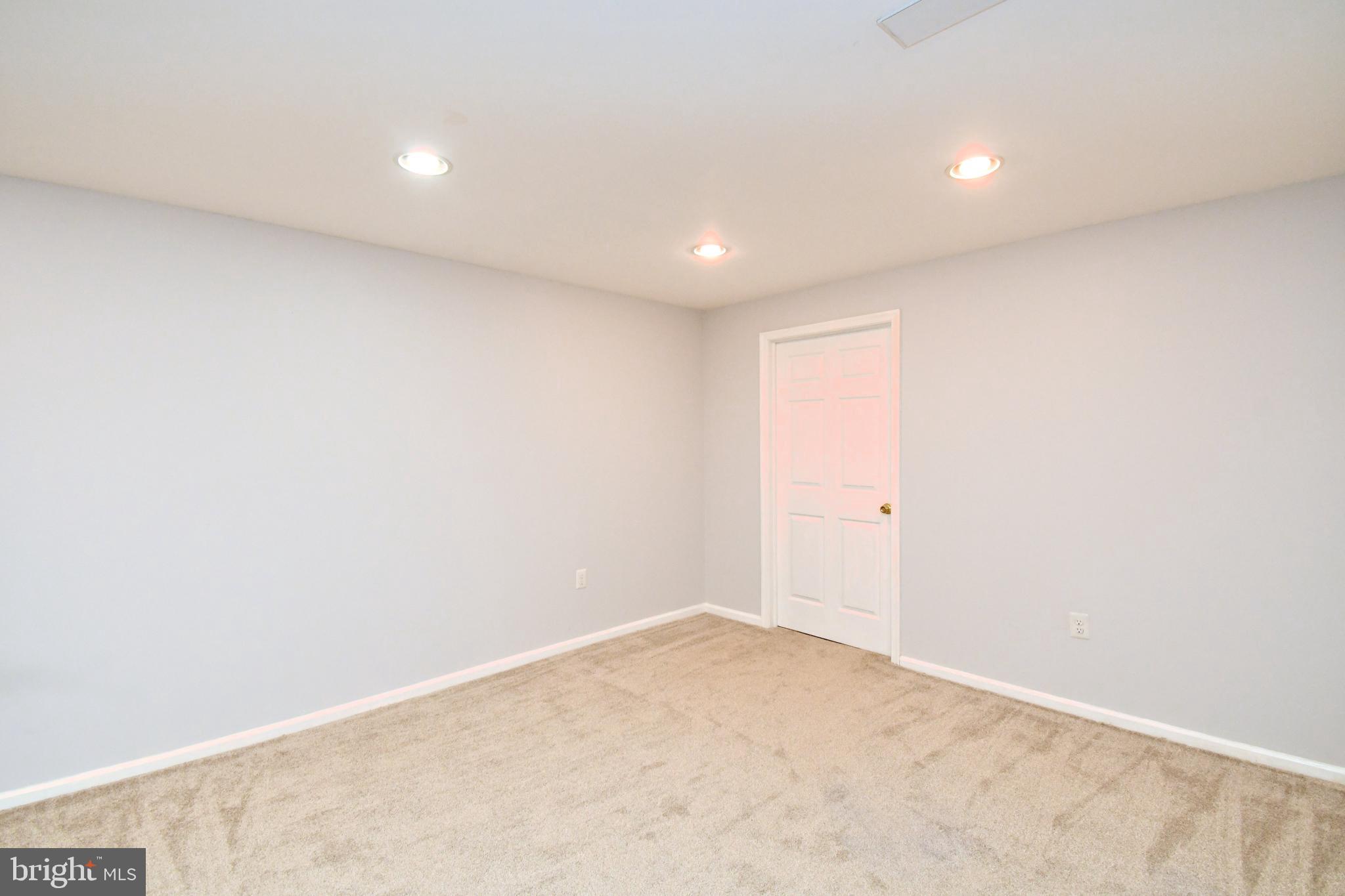 CLUB VIEW MANOR - Residential