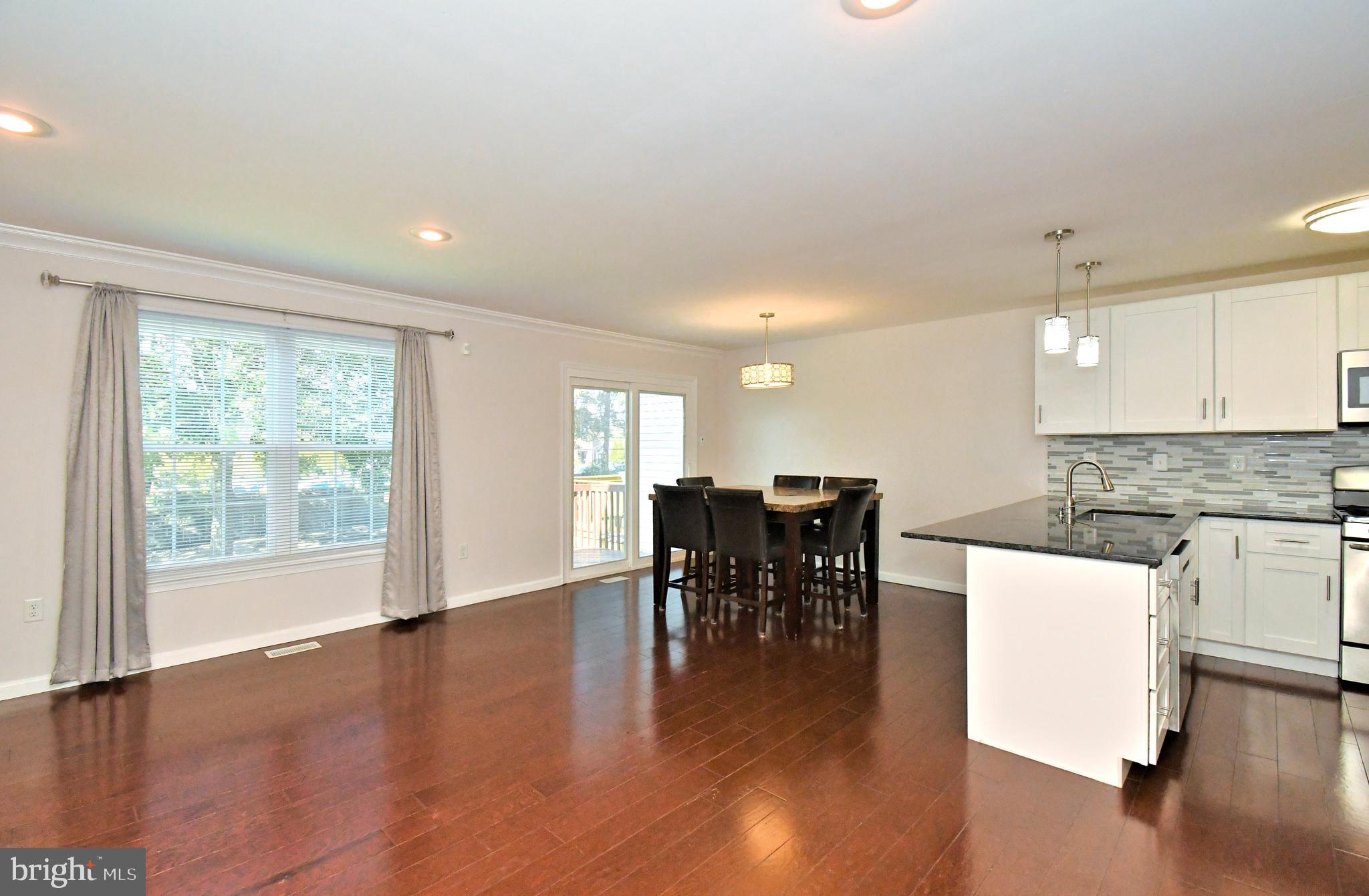 CLUB VIEW MANOR - Residential