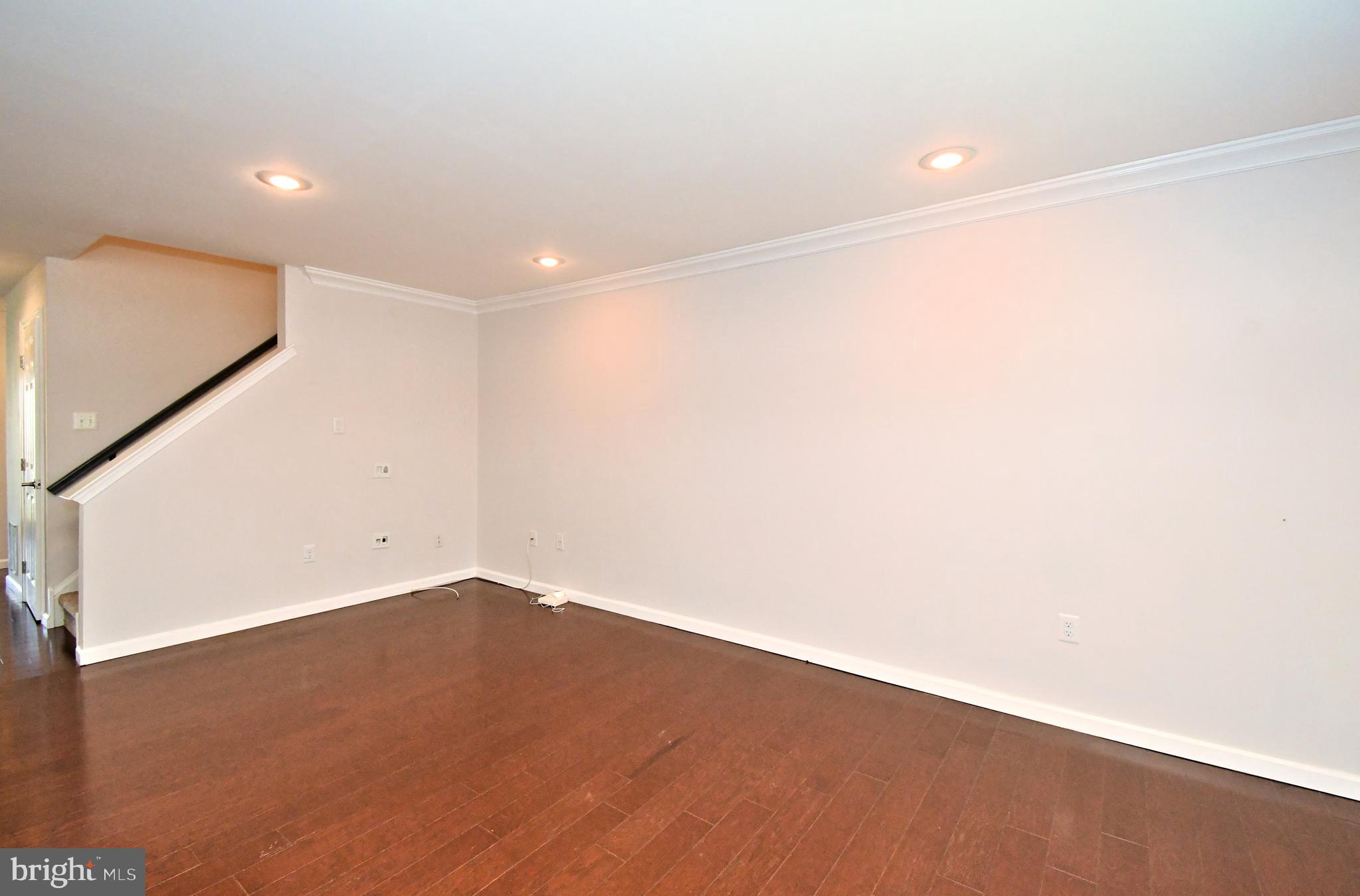 CLUB VIEW MANOR - Residential