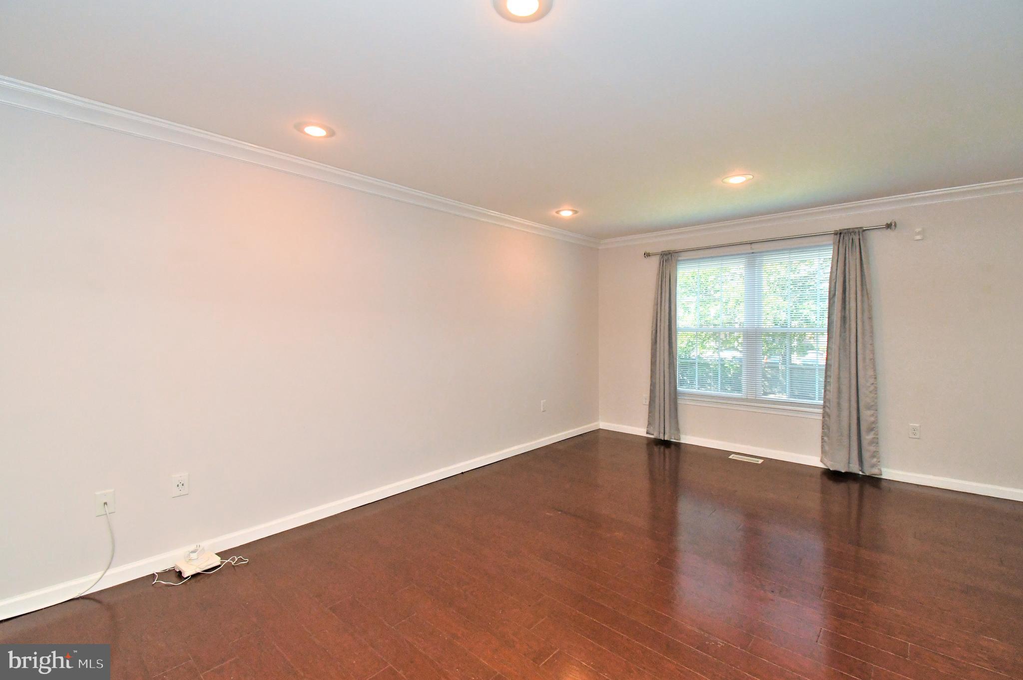 CLUB VIEW MANOR - Residential