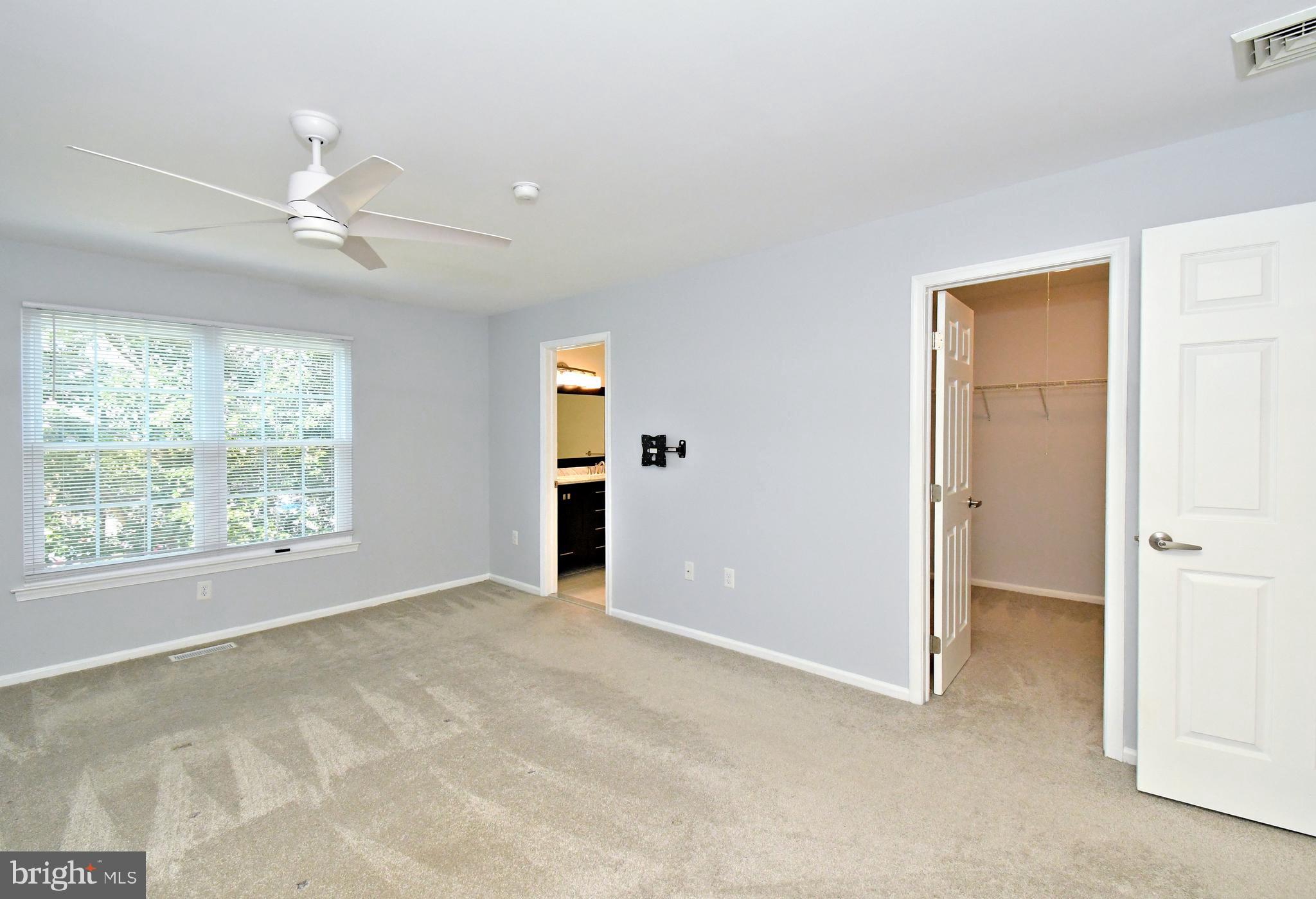 CLUB VIEW MANOR - Residential