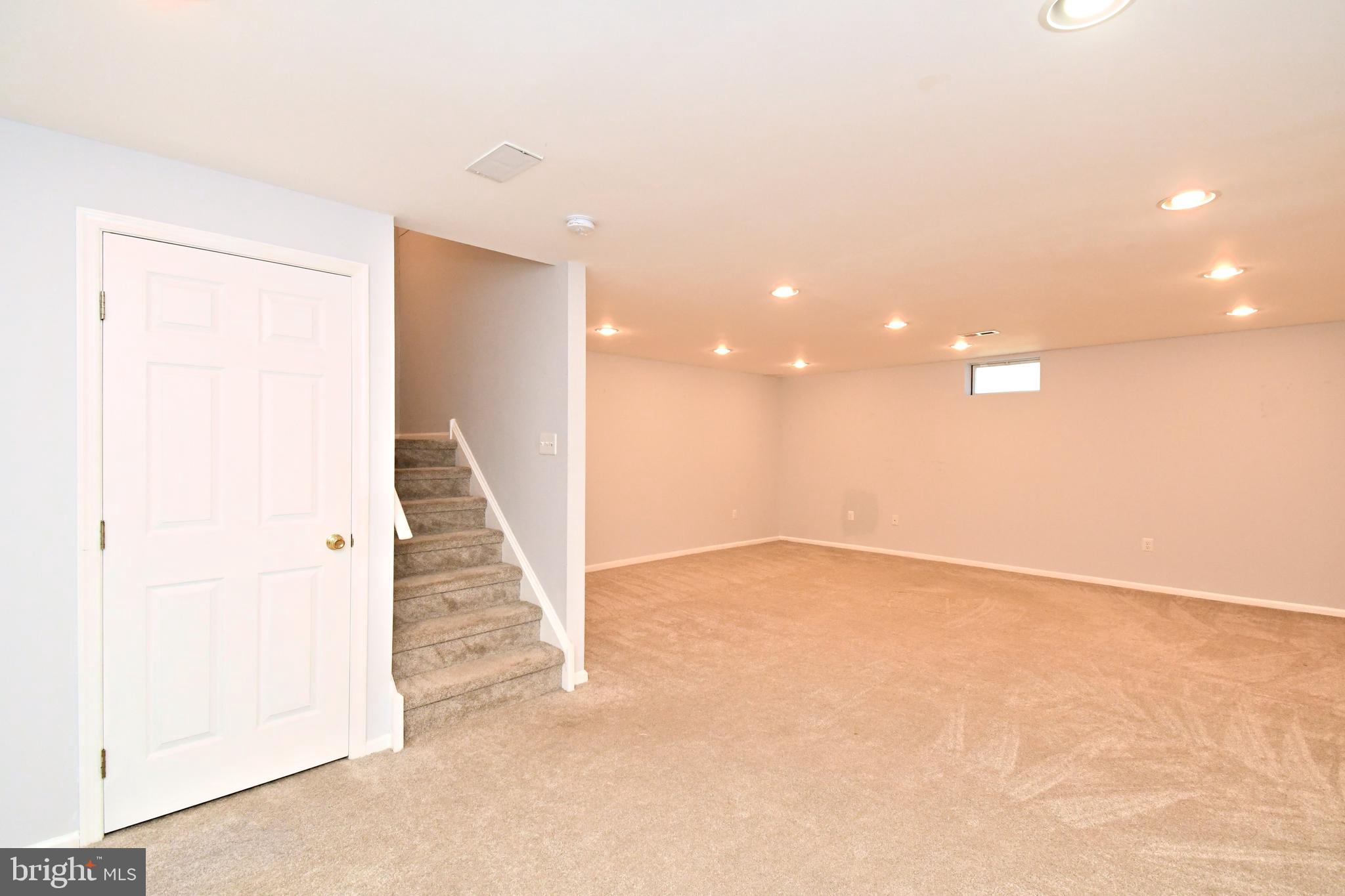 CLUB VIEW MANOR - Residential