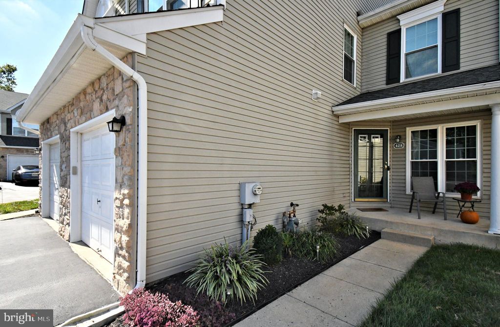 Photo of 428 Green View Court, PLYMOUTH MEETING, PA 19462 (MLS # PAMC2157644)