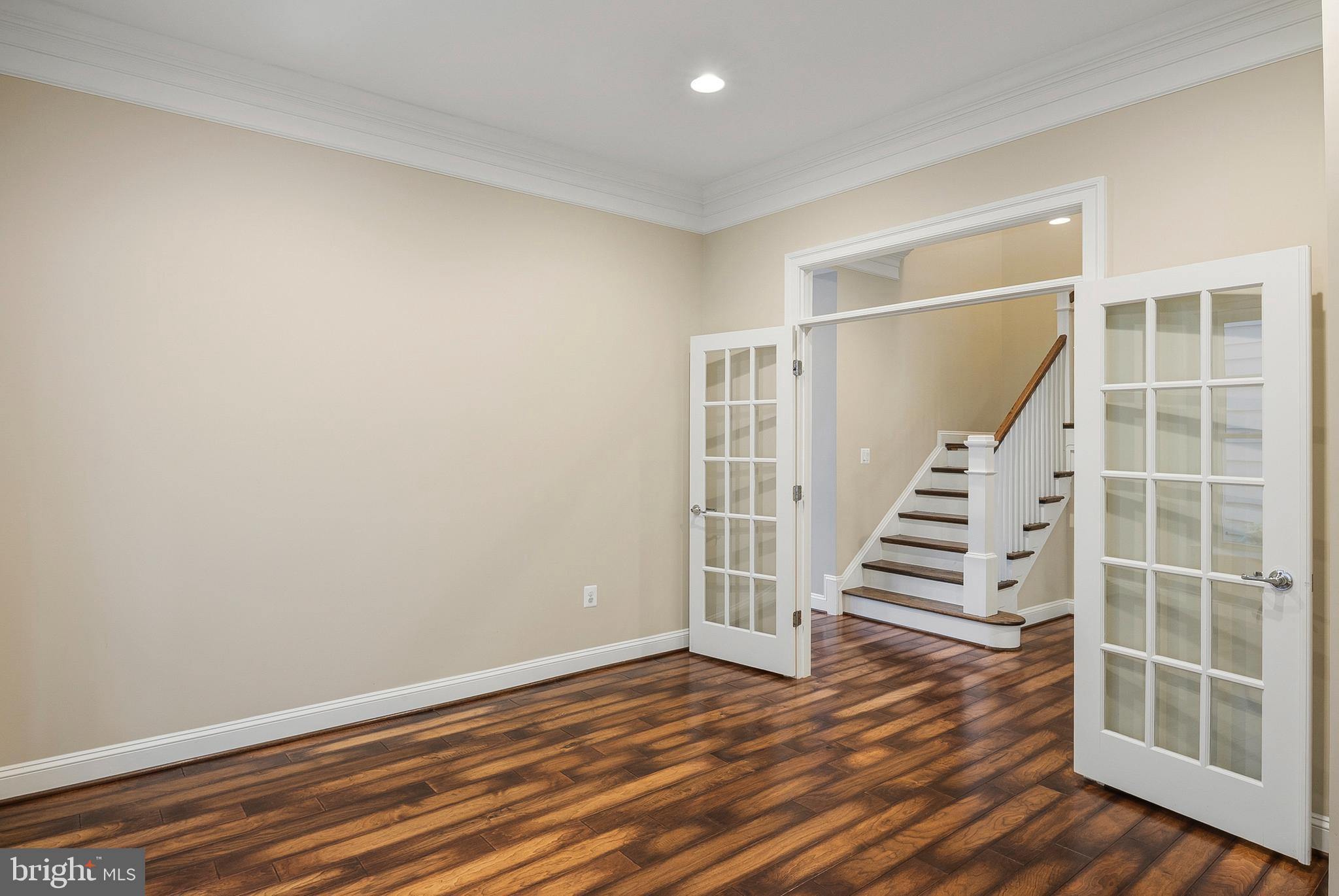 MAPLE LAWN - Residential