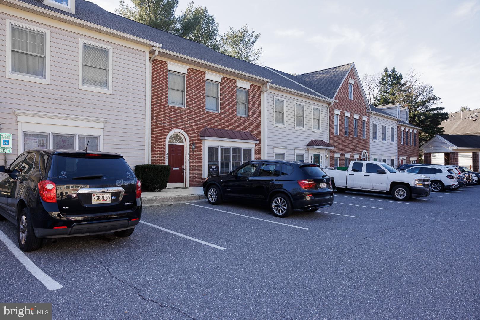 10440 SHAKER DRIVE 207