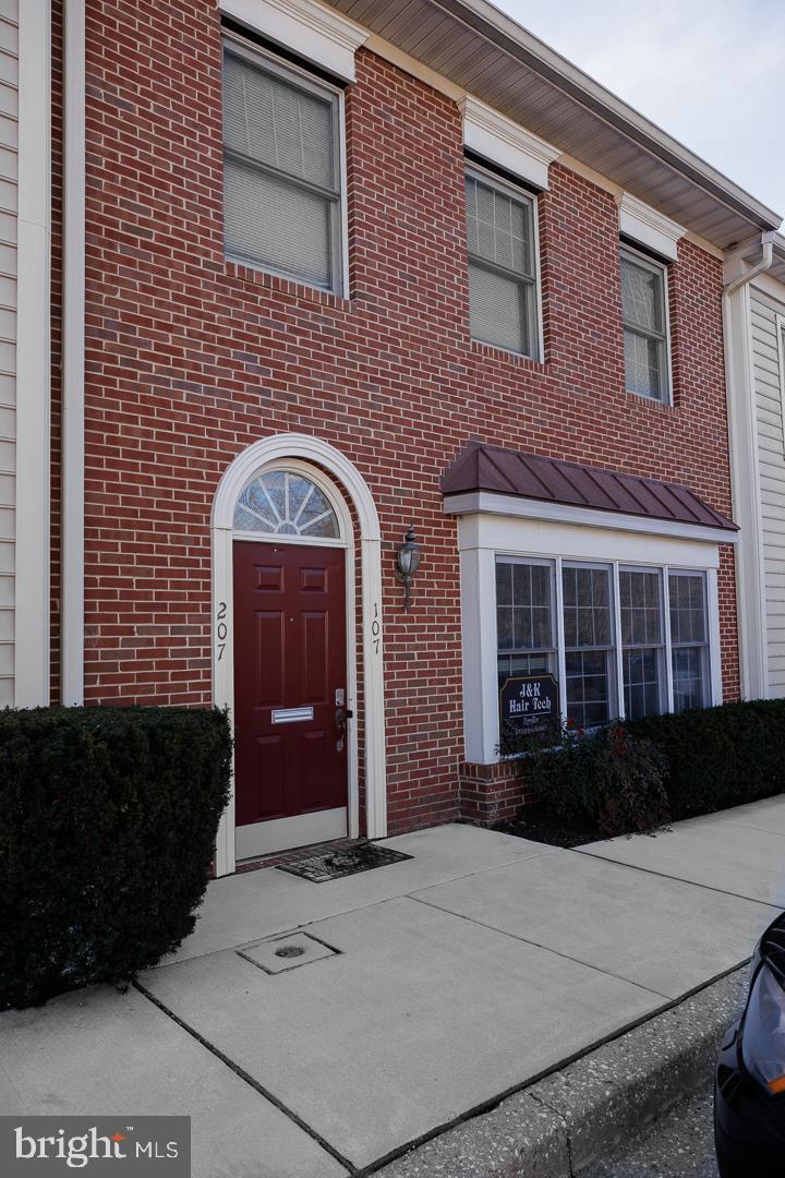 10440 SHAKER DRIVE 207