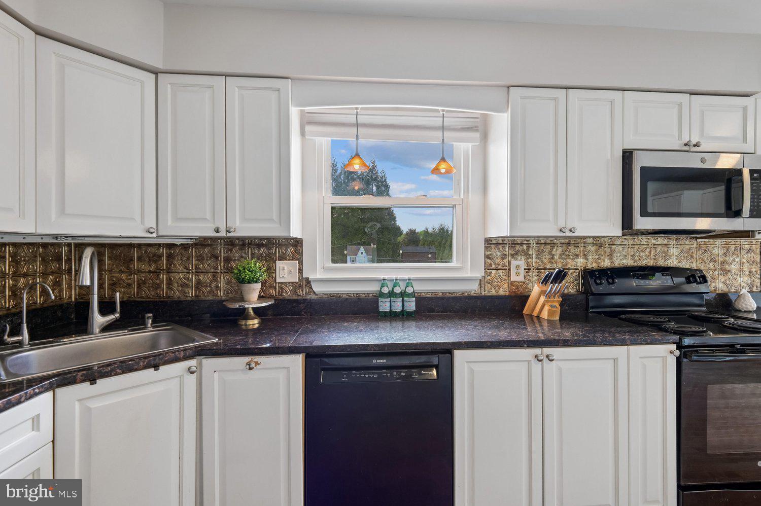 CANDLEWICKE - Residential