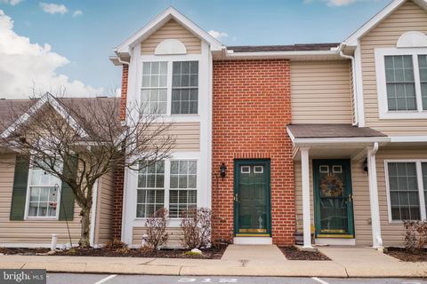 Photo of 312 Pebble Lane, BELLEFONTE, PA 16823 (MLS # PACE2518282)