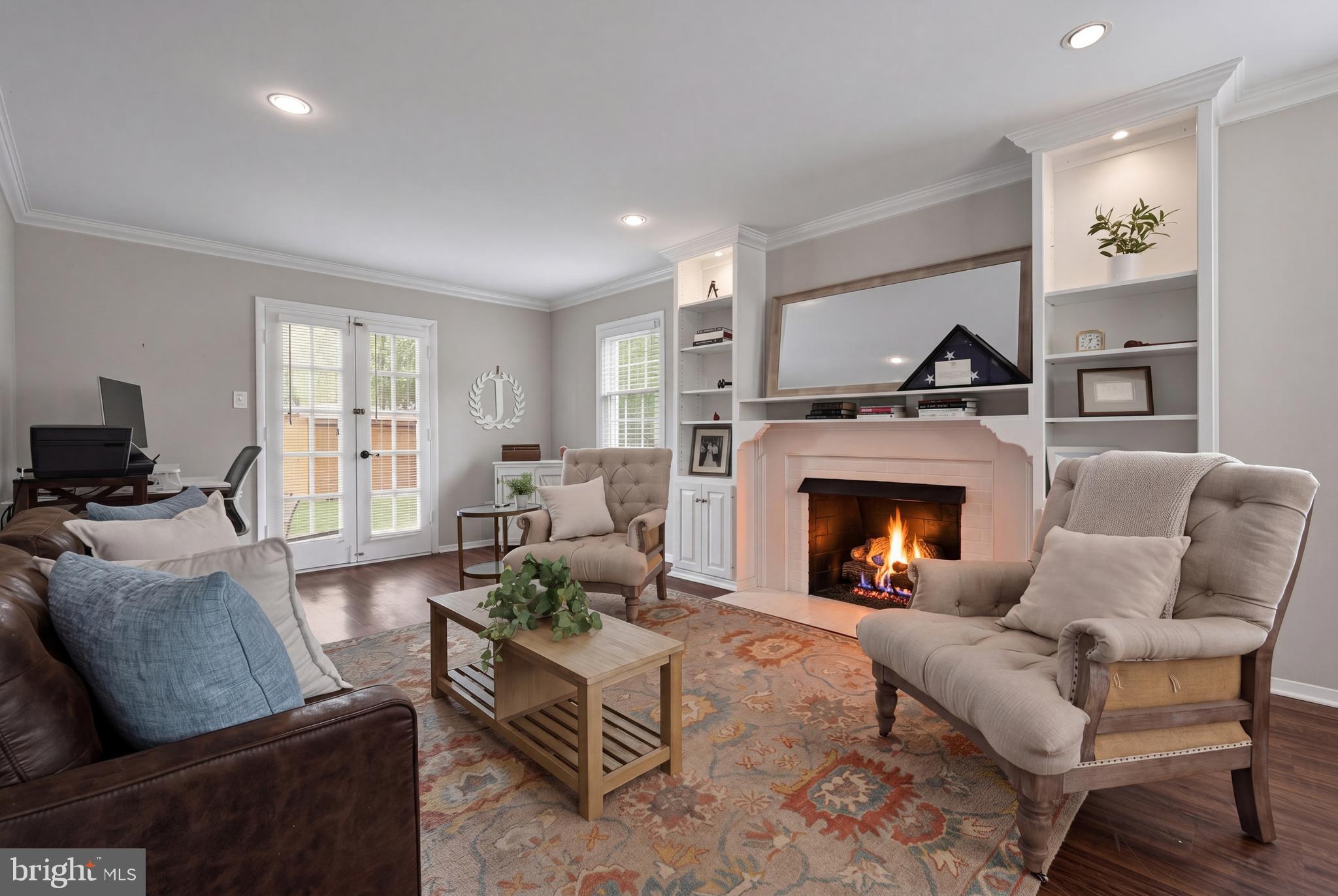 WAYNEWOOD - Residential
