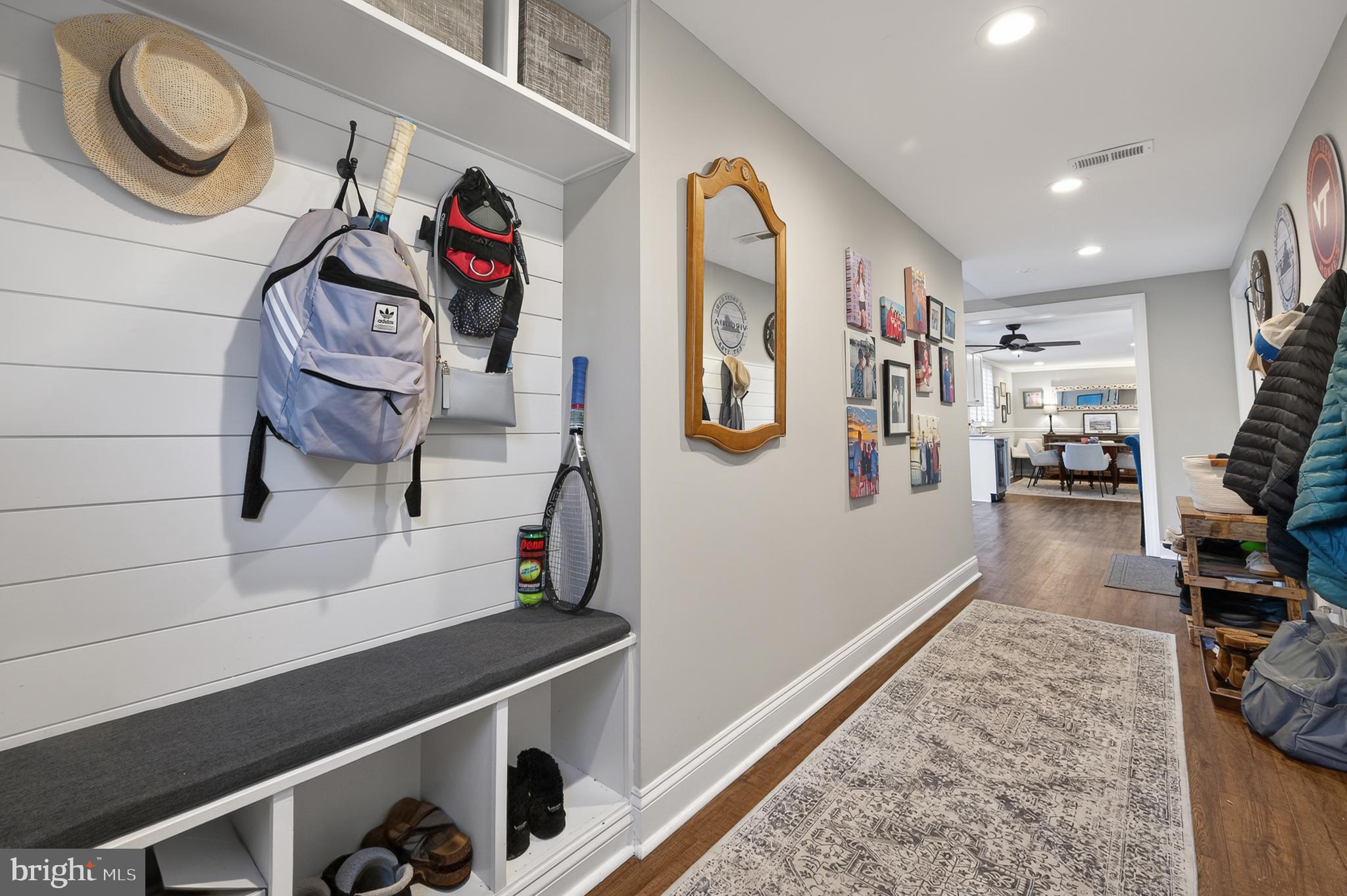WAYNEWOOD - Residential