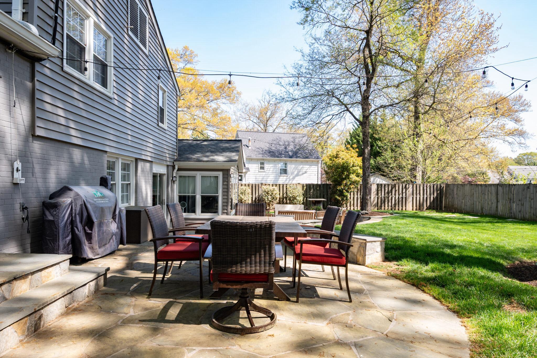 WAYNEWOOD - Residential