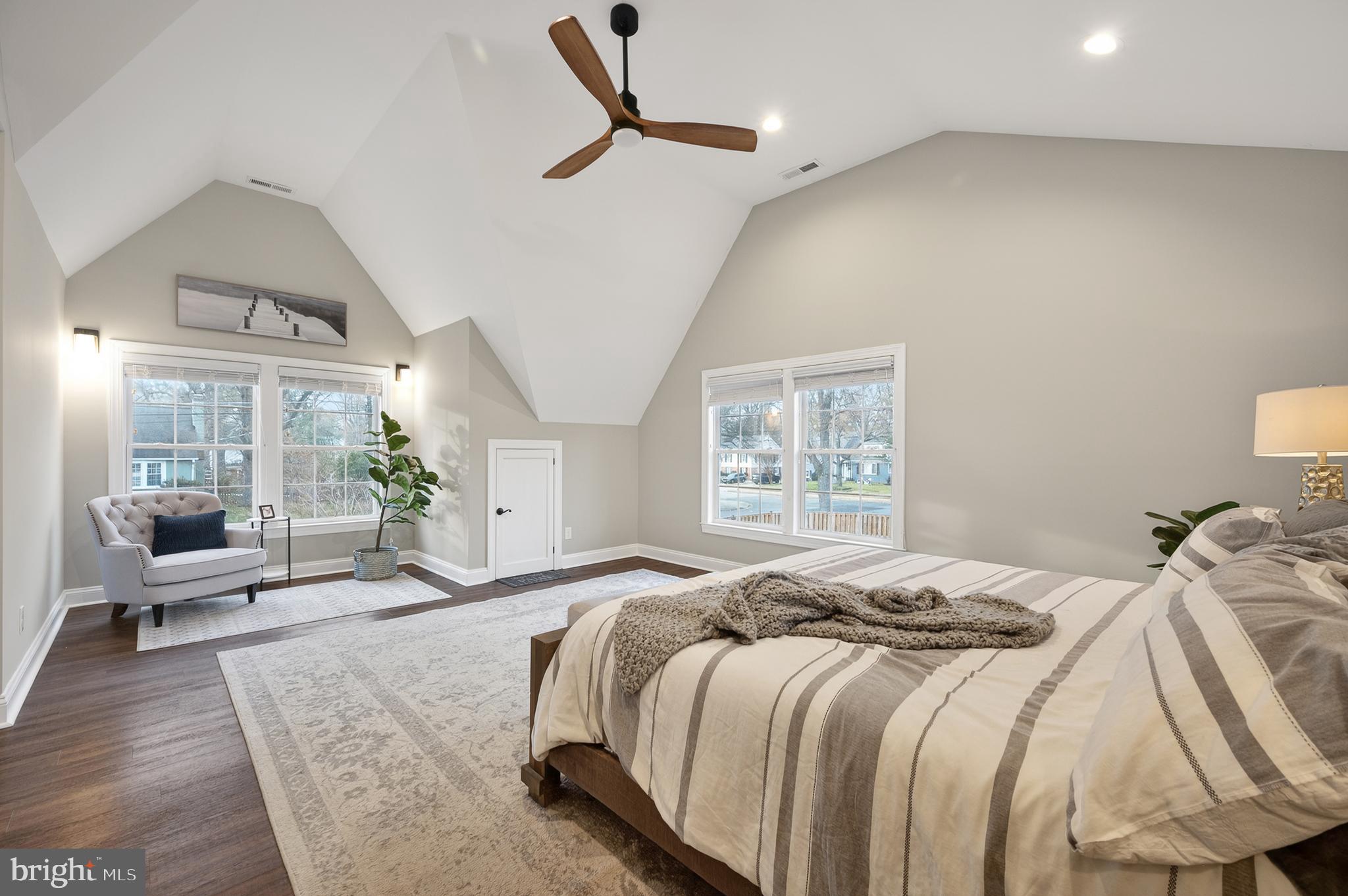 WAYNEWOOD - Residential