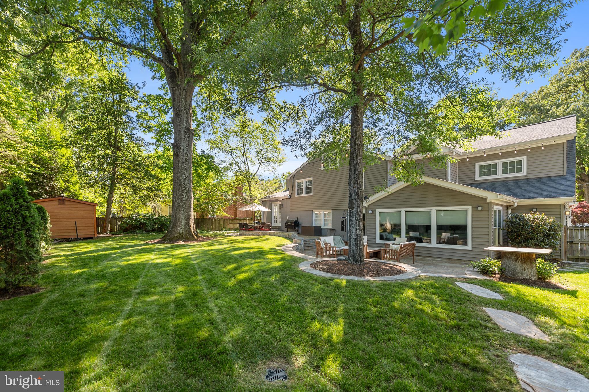 WAYNEWOOD - Residential