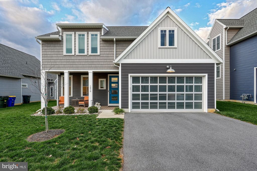 Photo of 1419 HEATHERWOOD DR, MOUNT JOY, PA 17552 (MLS # PALA2028072)