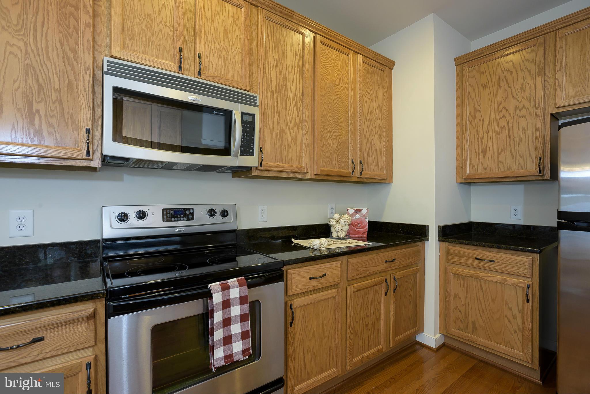 COLONIAL PARK - Residential