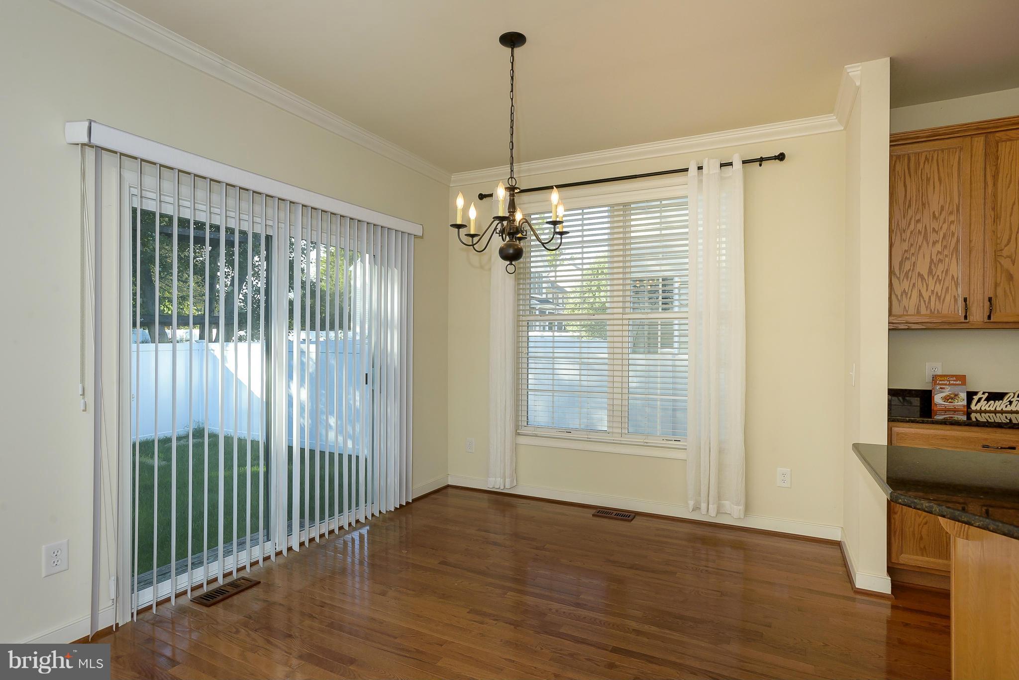 COLONIAL PARK - Residential