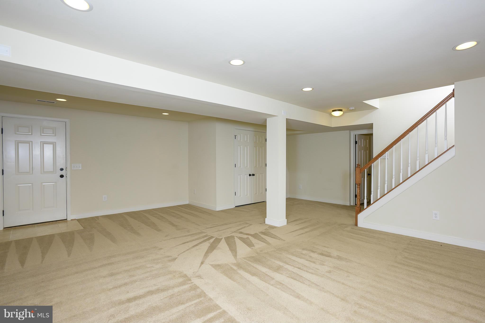 COLONIAL PARK - Residential