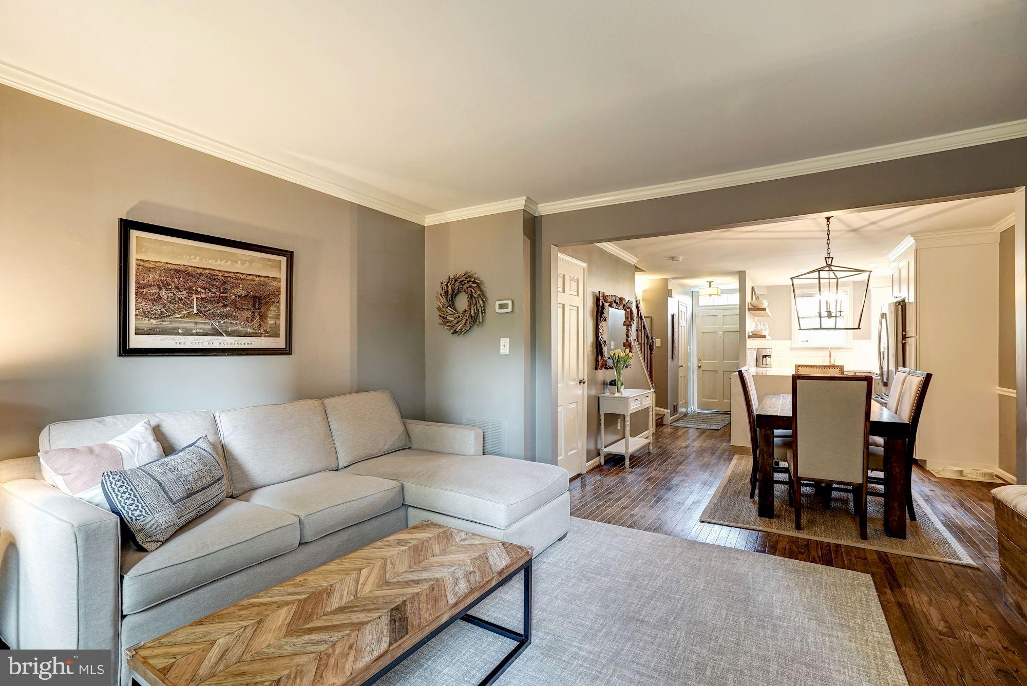 OLD TOWN COURT - Residential