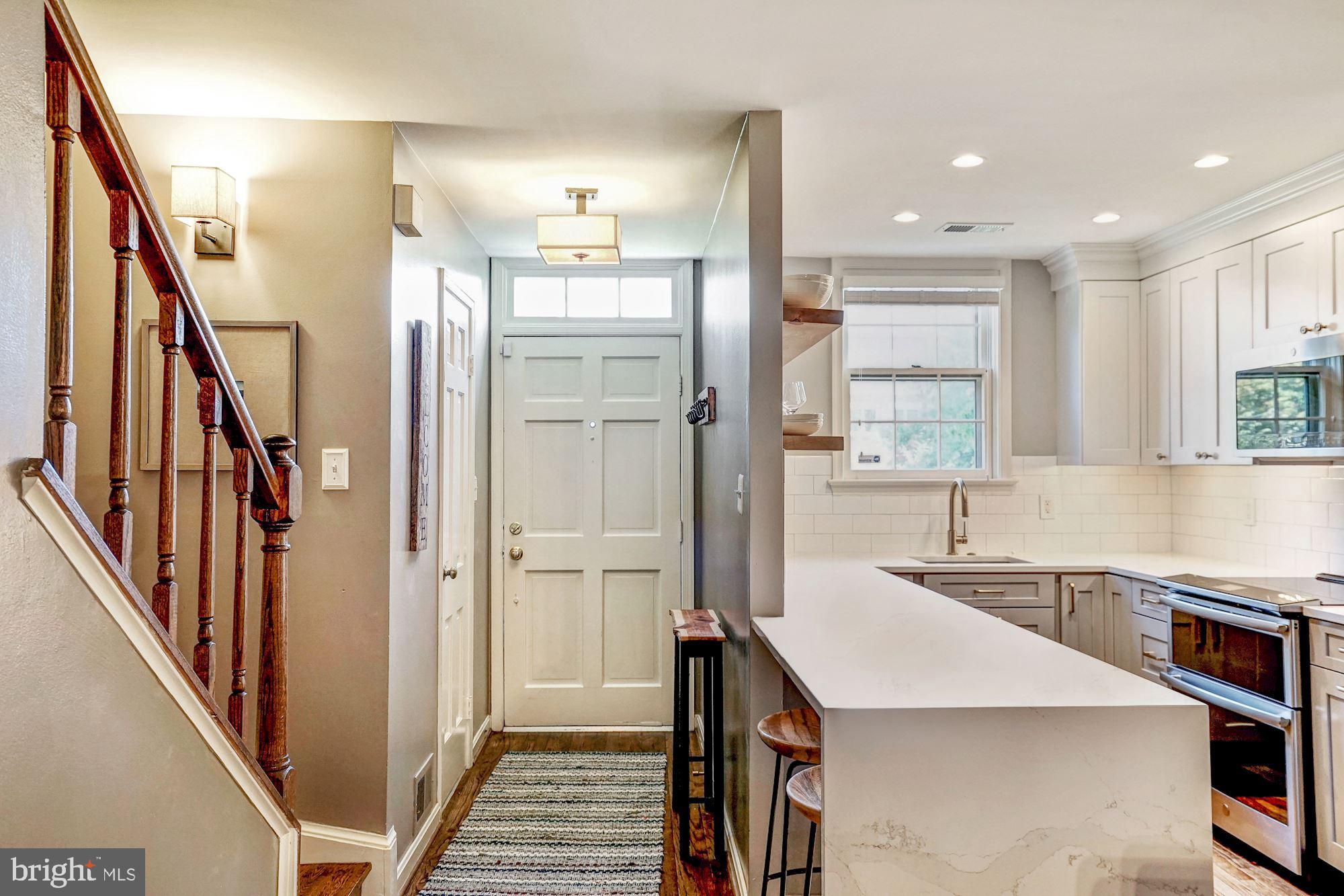 OLD TOWN COURT - Residential