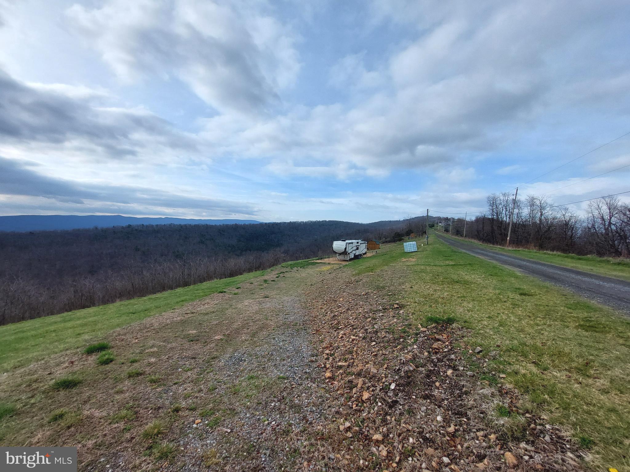 APPLE FIELDS OF HEAVEN - Land