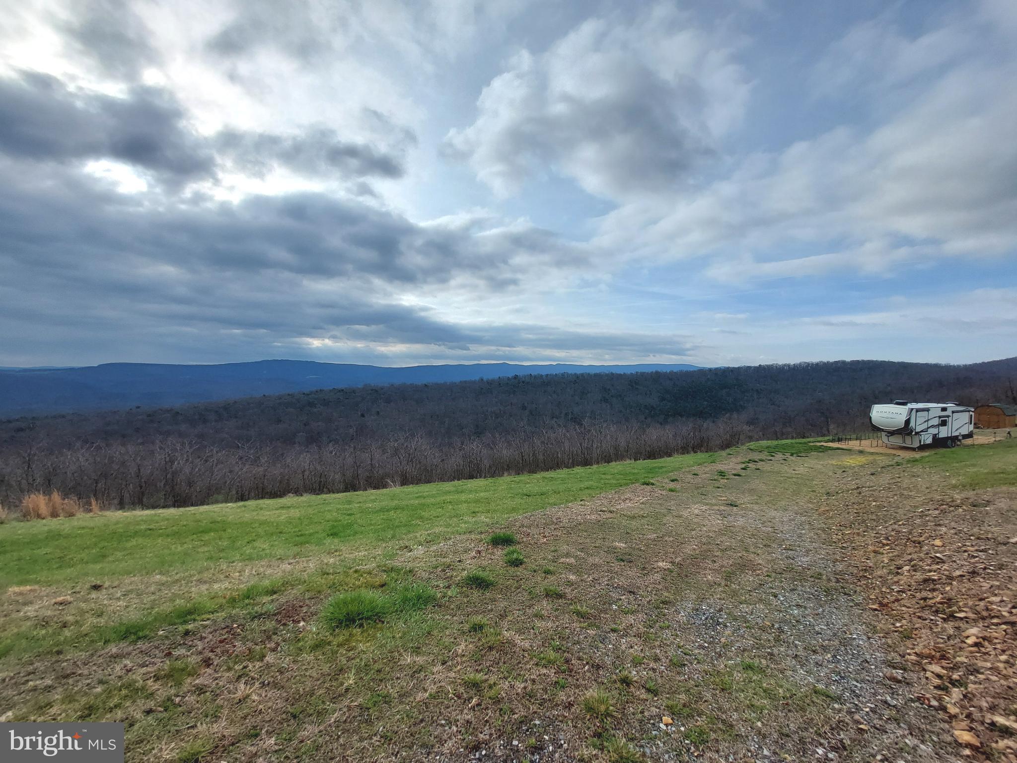 APPLE FIELDS OF HEAVEN - Land