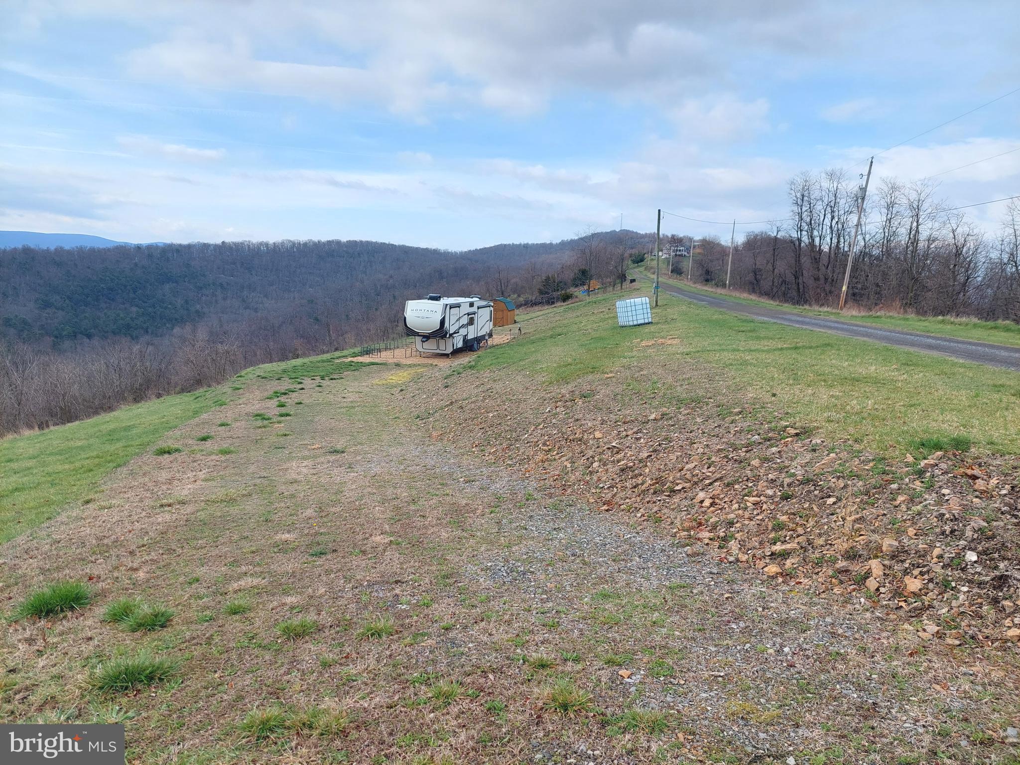 APPLE FIELDS OF HEAVEN - Land