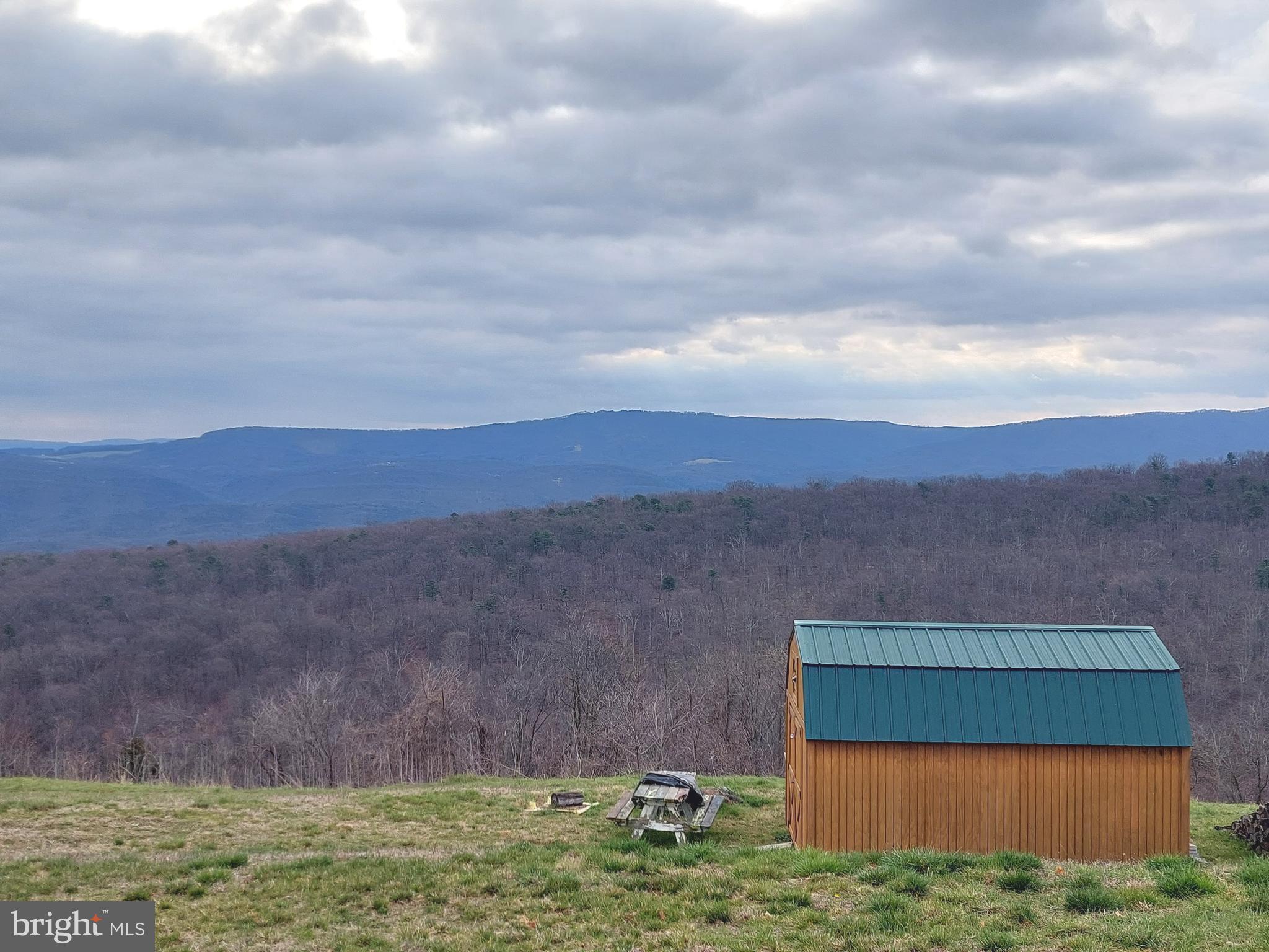 APPLE FIELDS OF HEAVEN - Land