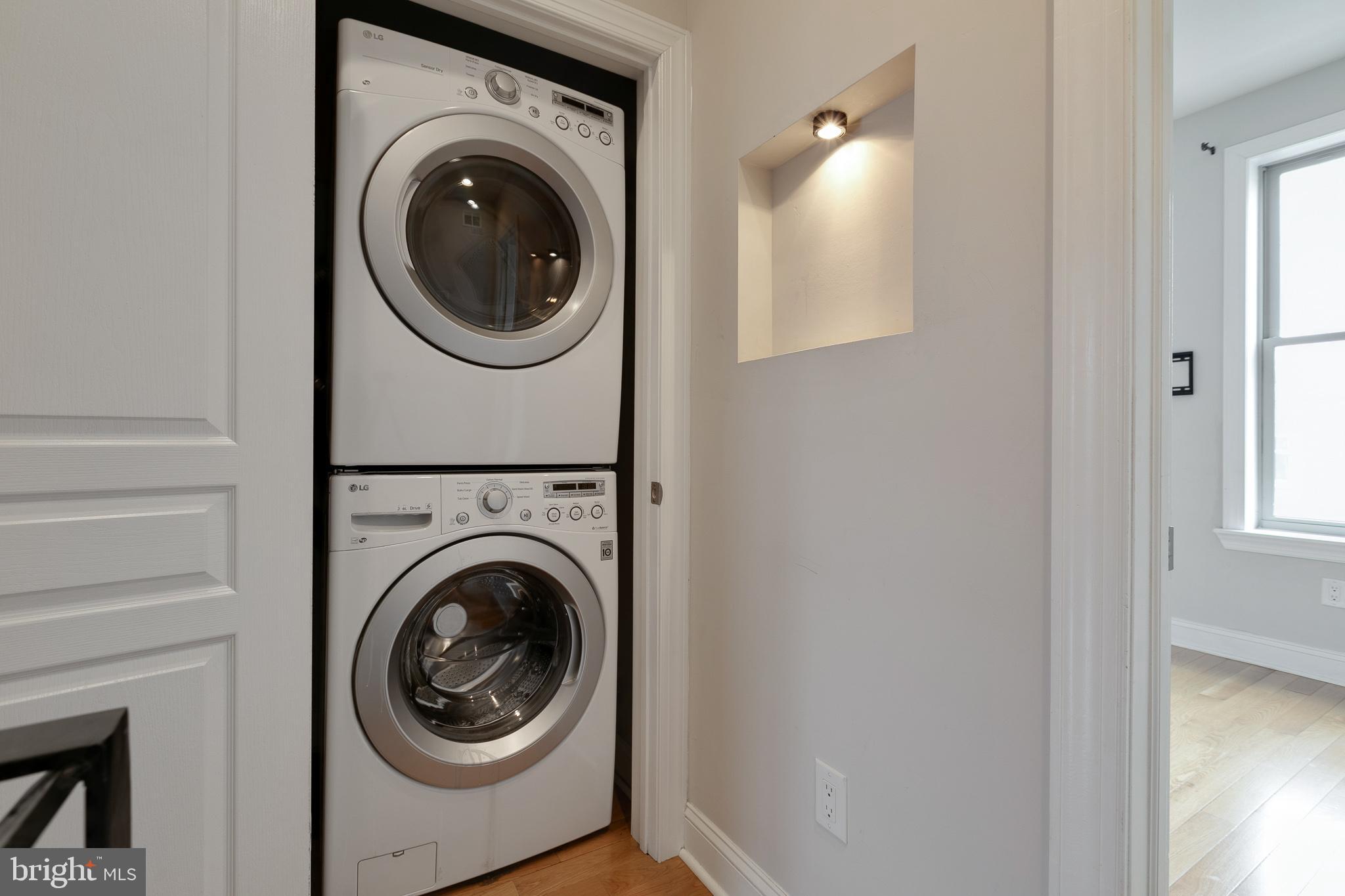 POINT BREEZE - Residential