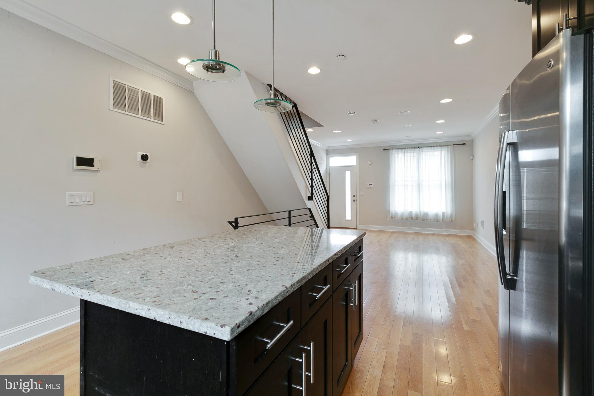 POINT BREEZE - Residential