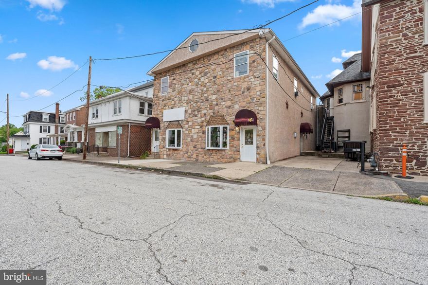 Located in the center of Souderton, this 5-unit apartment building consists of 2 commercial spaces adjacent to the street on the frist floor and 3 residential apartments: on 1-bedroom apartment on the first floor and two 2-bedroom apartments on the 2nd floor. Zoned C2, the commercial space is currenlty occupied by beauty salons. Please check with the borough on permitted uses for commercial space. Separated Hot Water, electric and Heat for each tenant! Four new water heaters! Walking distance to various restaurants and shopping, parks and concerts. Close to Route 309 access, this investement is turnkey for any landlord/investor! Perfect investement with positive cash flow!