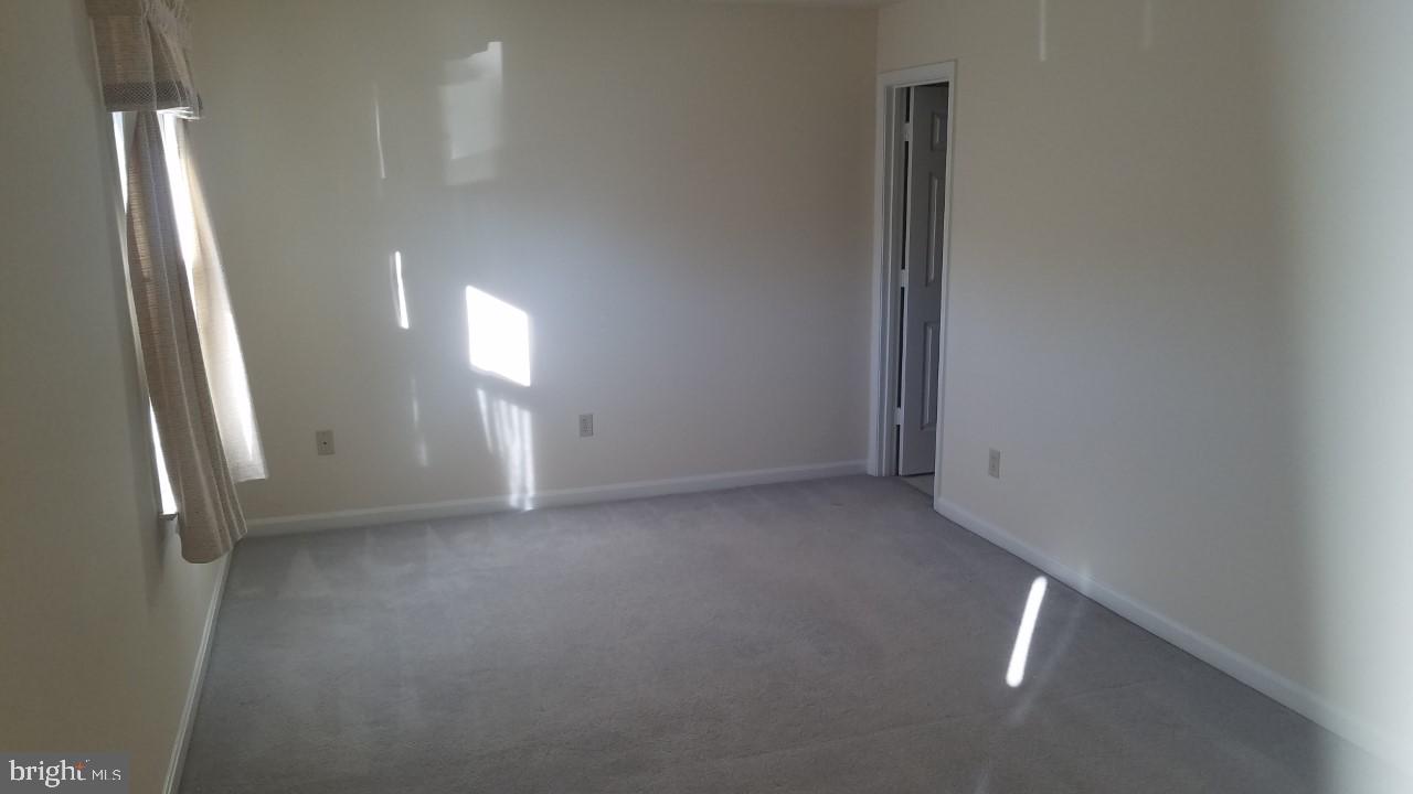 SPRING VALLEY - Residential Lease