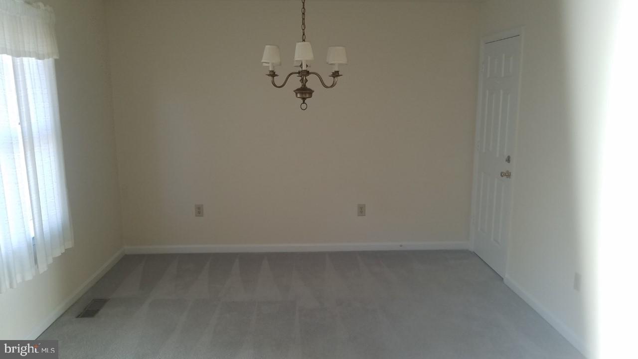 SPRING VALLEY - Residential Lease