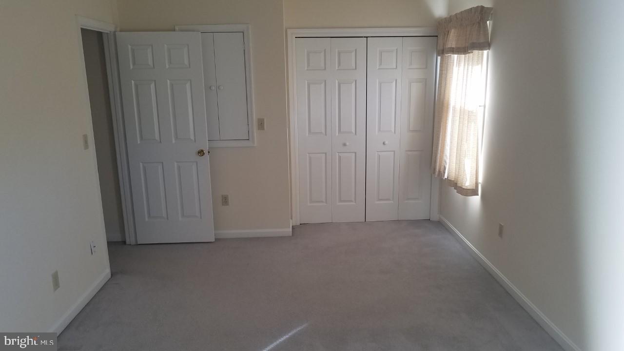 SPRING VALLEY - Residential Lease