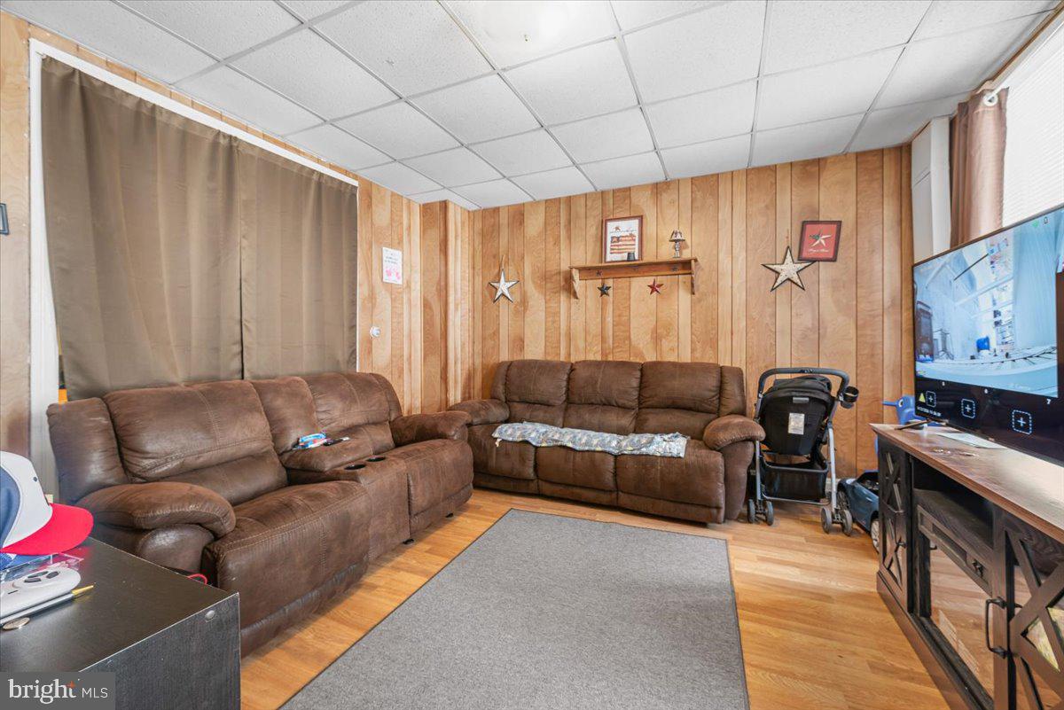 SOUTH END - Residential Income