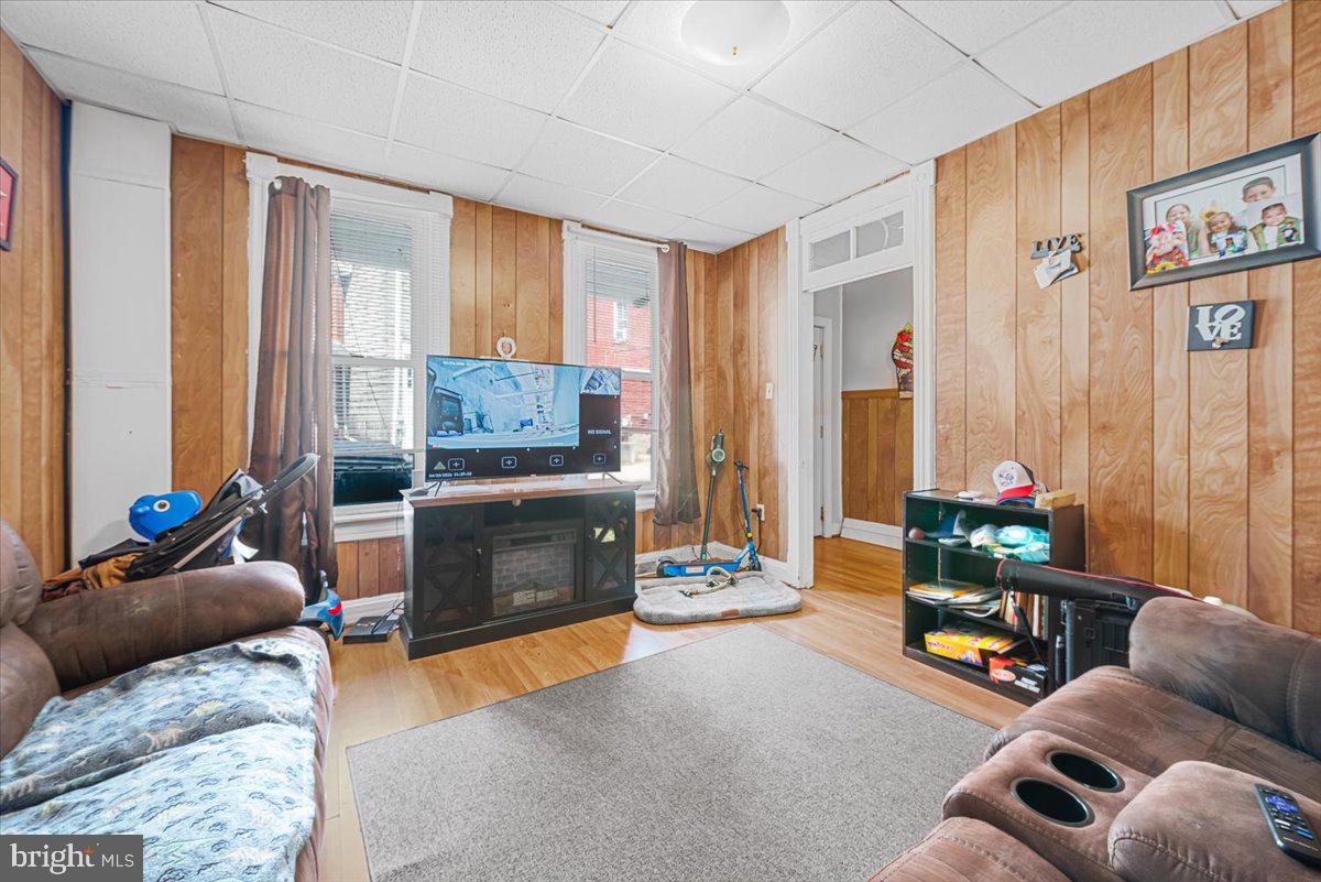 SOUTH END - Residential Income