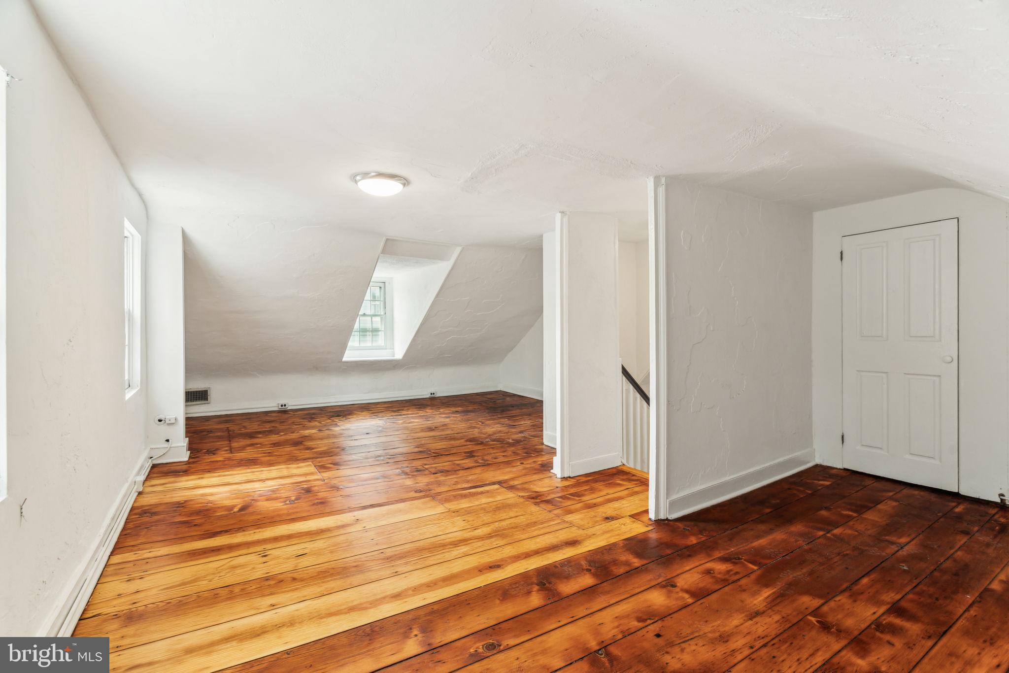 OLD CITY - Residential