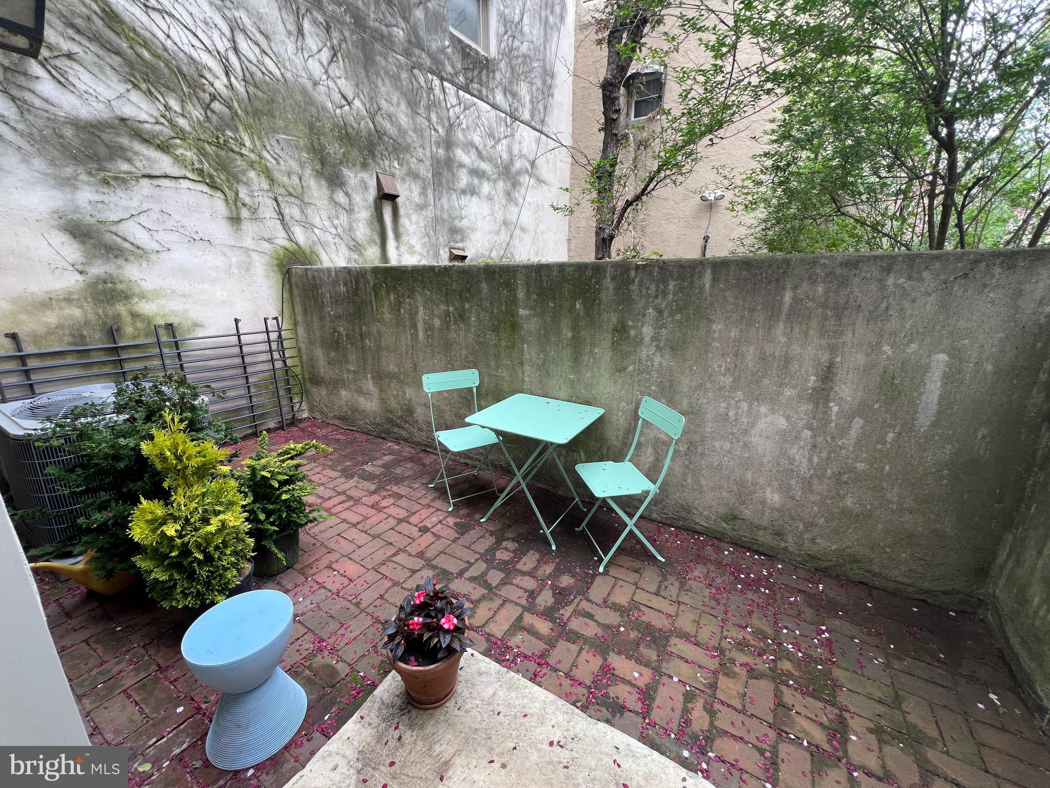 OLD CITY - Residential