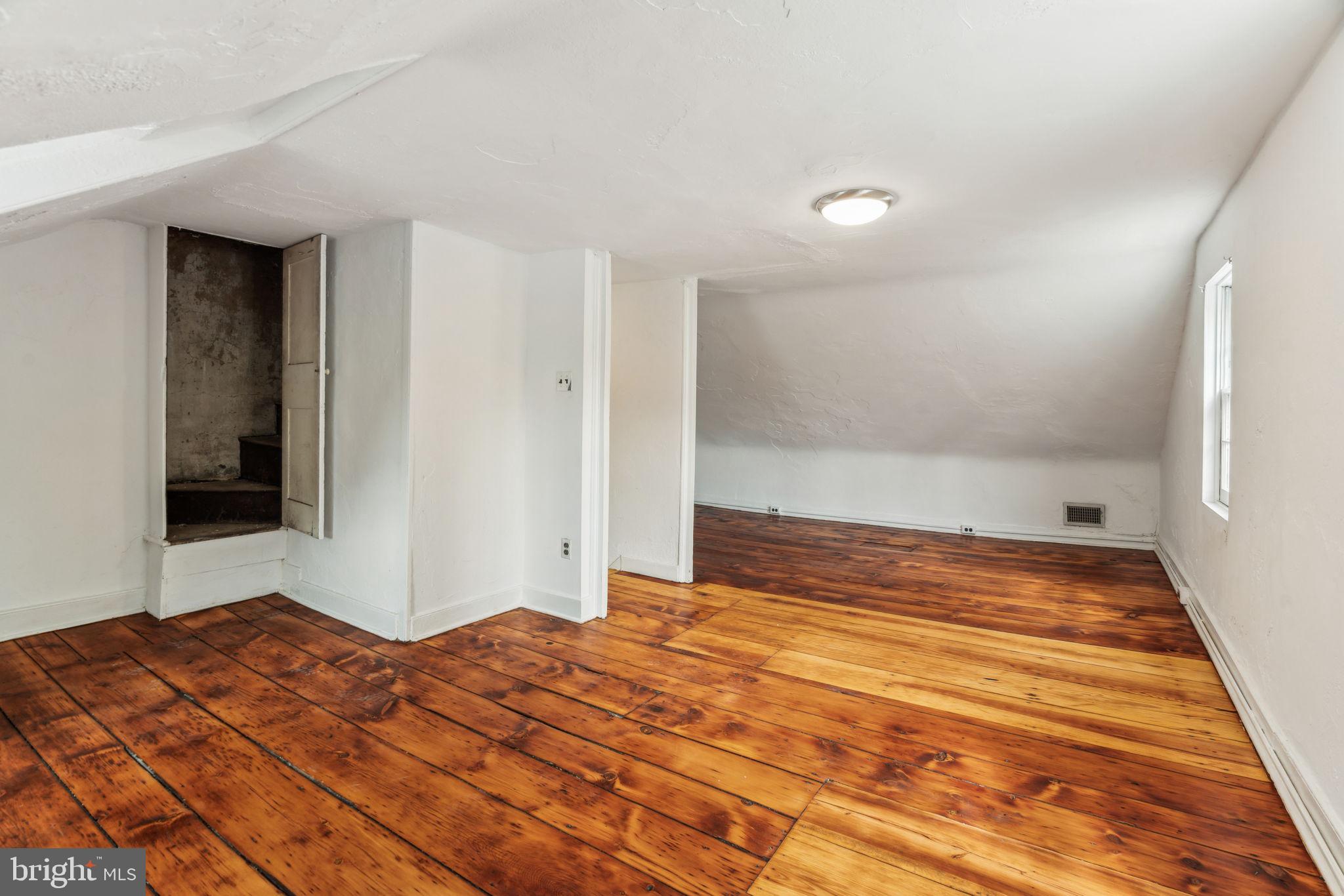 OLD CITY - Residential