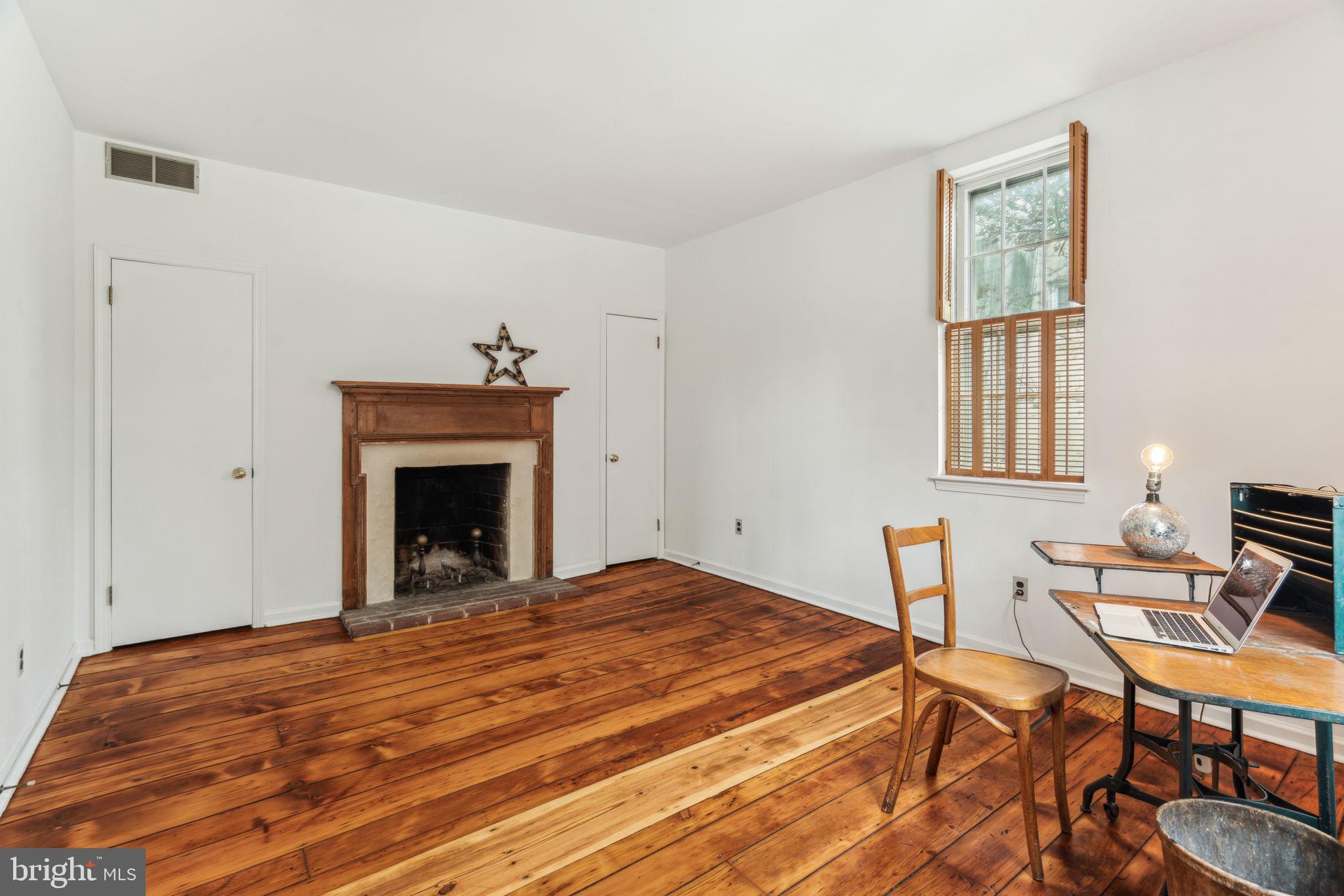 OLD CITY - Residential